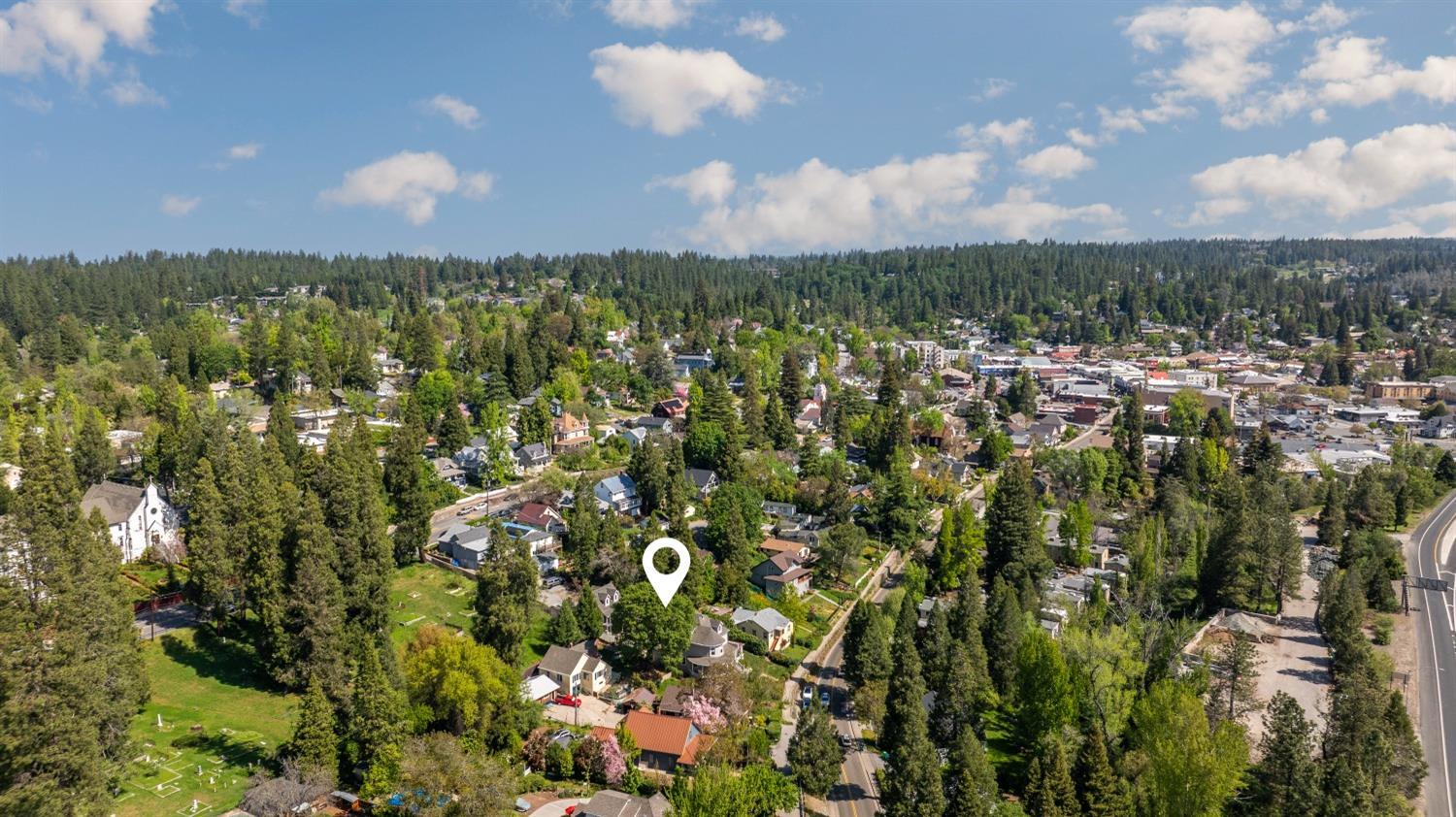 Mill Street, Grass Valley, California image 35