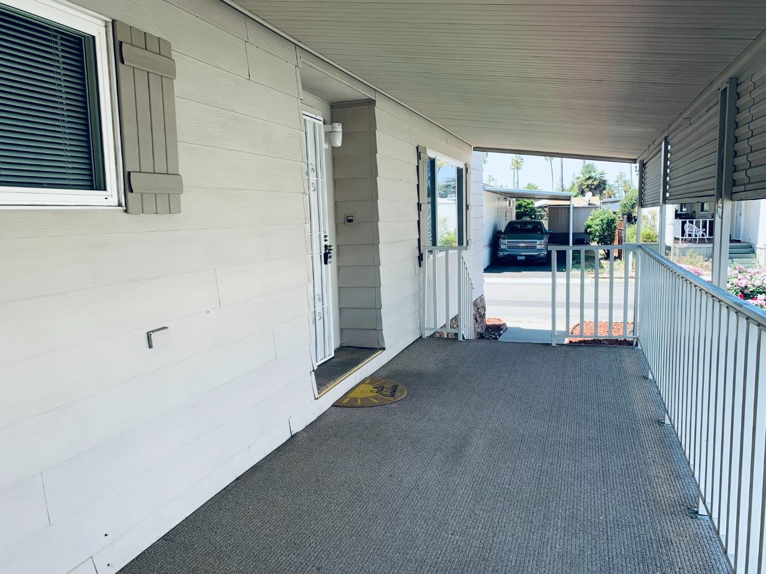 Detail Gallery Image 10 of 54 For 8181 Folsom Blvd 30, Sacramento,  CA 95826 - 2 Beds | 2 Baths
