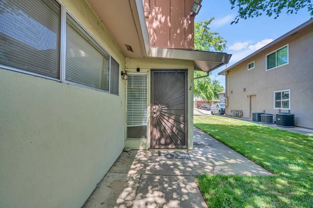 Photo #3: 225057433 Listing 