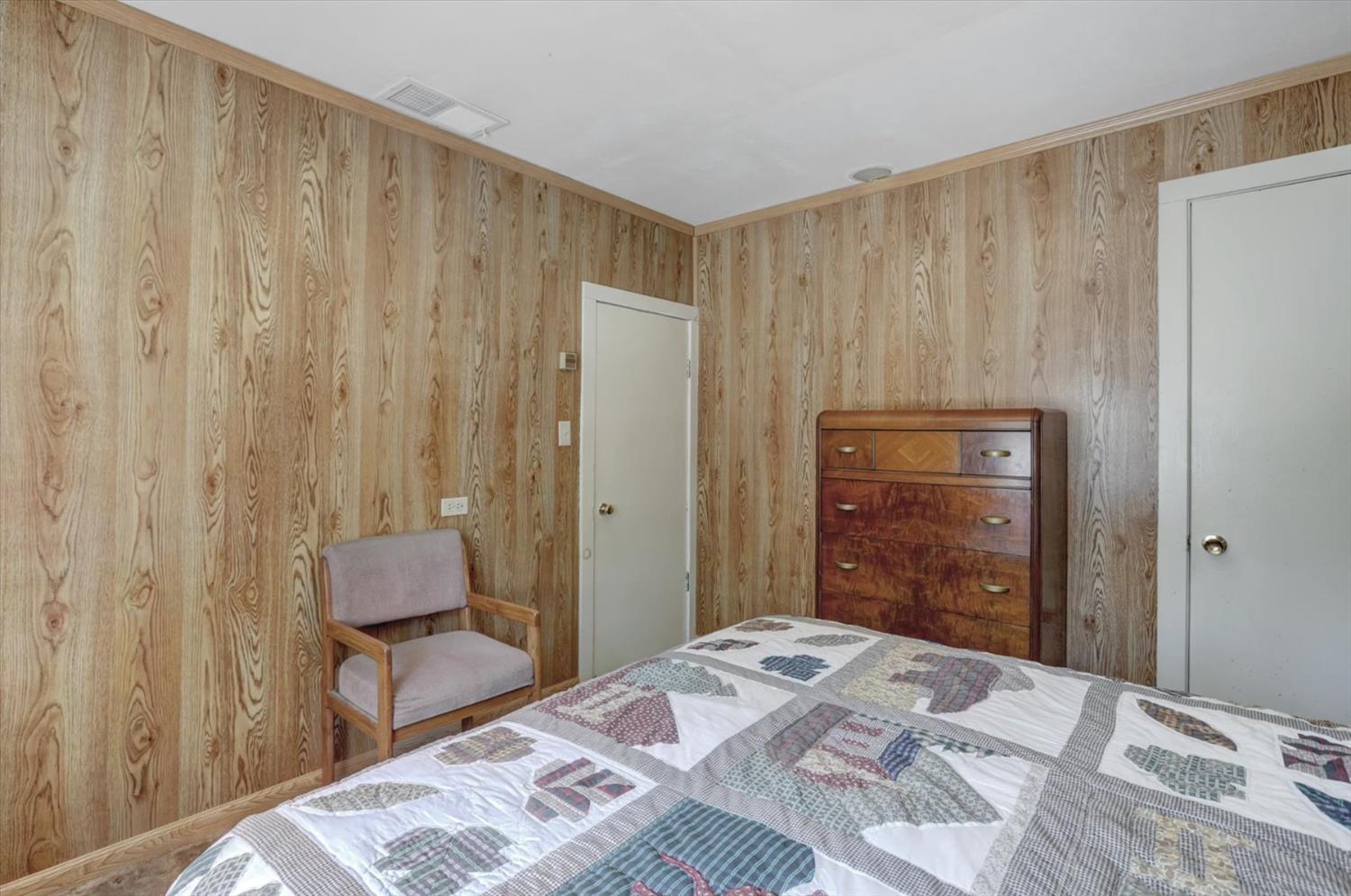 Detail Gallery Image 21 of 59 For 2051 Warren Hill Rd, Strawberry Valley,  CA 95981 - 1 Beds | 1 Baths