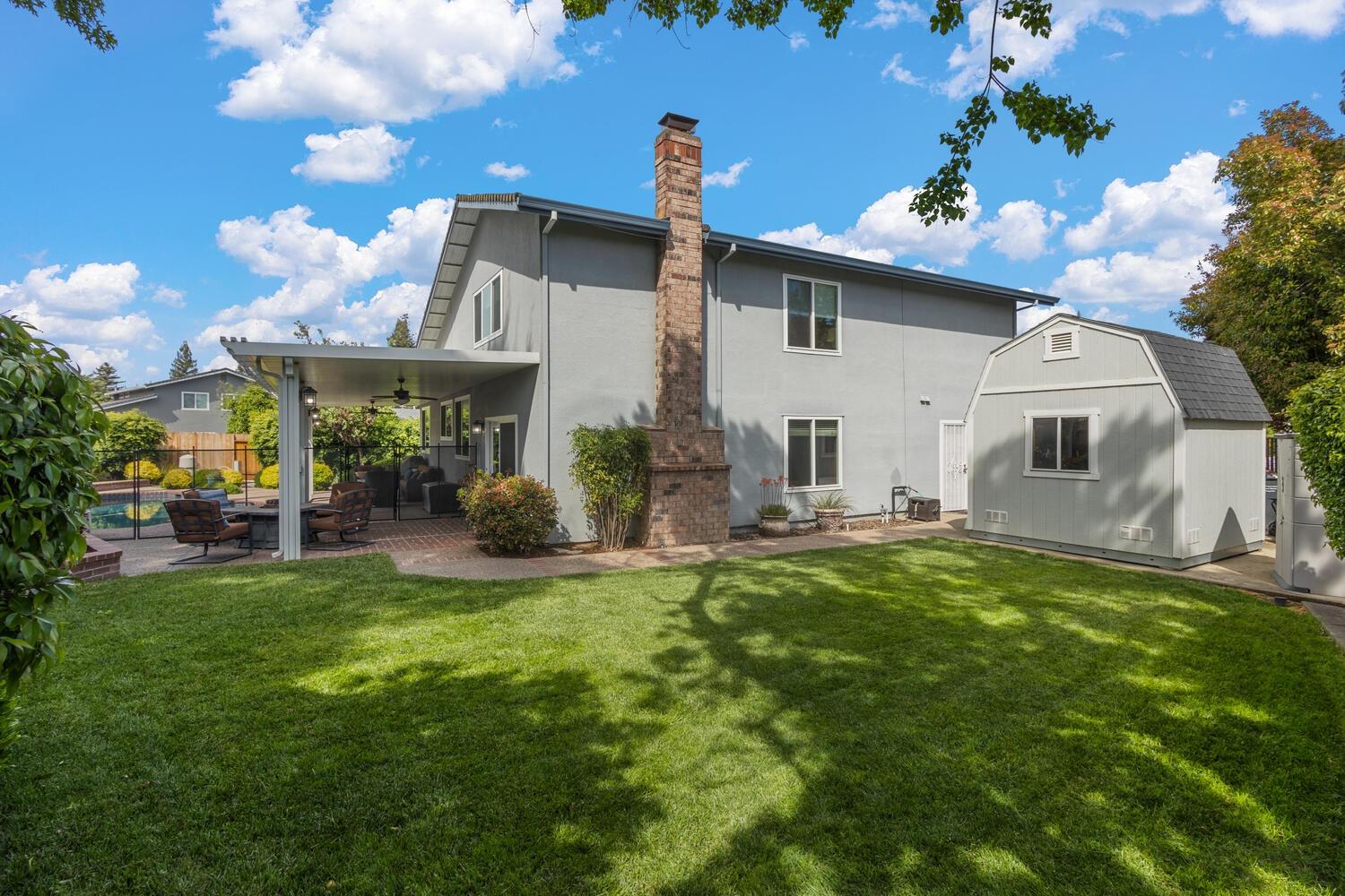 Detail Gallery Image 45 of 56 For 19 Green Mist Ct, Sacramento,  CA 95831 - 4 Beds | 3 Baths