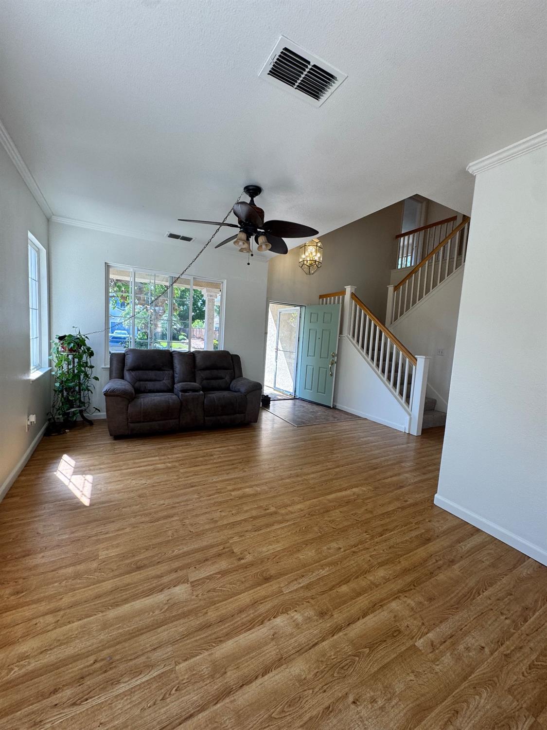Detail Gallery Image 14 of 15 For 1566 Autumn Valley Way, Brentwood,  CA 94513 - 5 Beds | 3 Baths