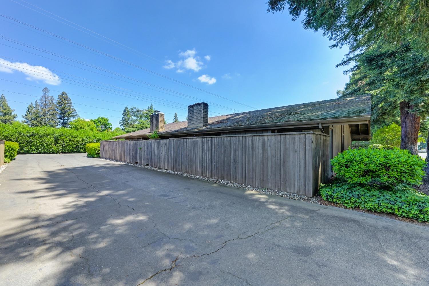 Detail Gallery Image 54 of 61 For 2473 American River Dr, Sacramento,  CA 95825 - – Beds | – Baths