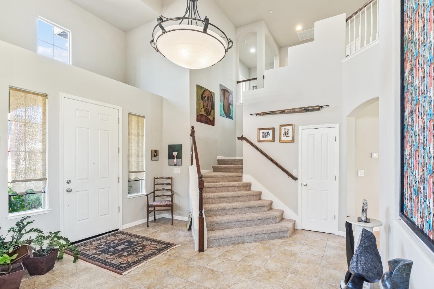 Detail Gallery Image 8 of 67 For 18190 Mallard St, Woodland,  CA 95695 - 5 Beds | 3 Baths