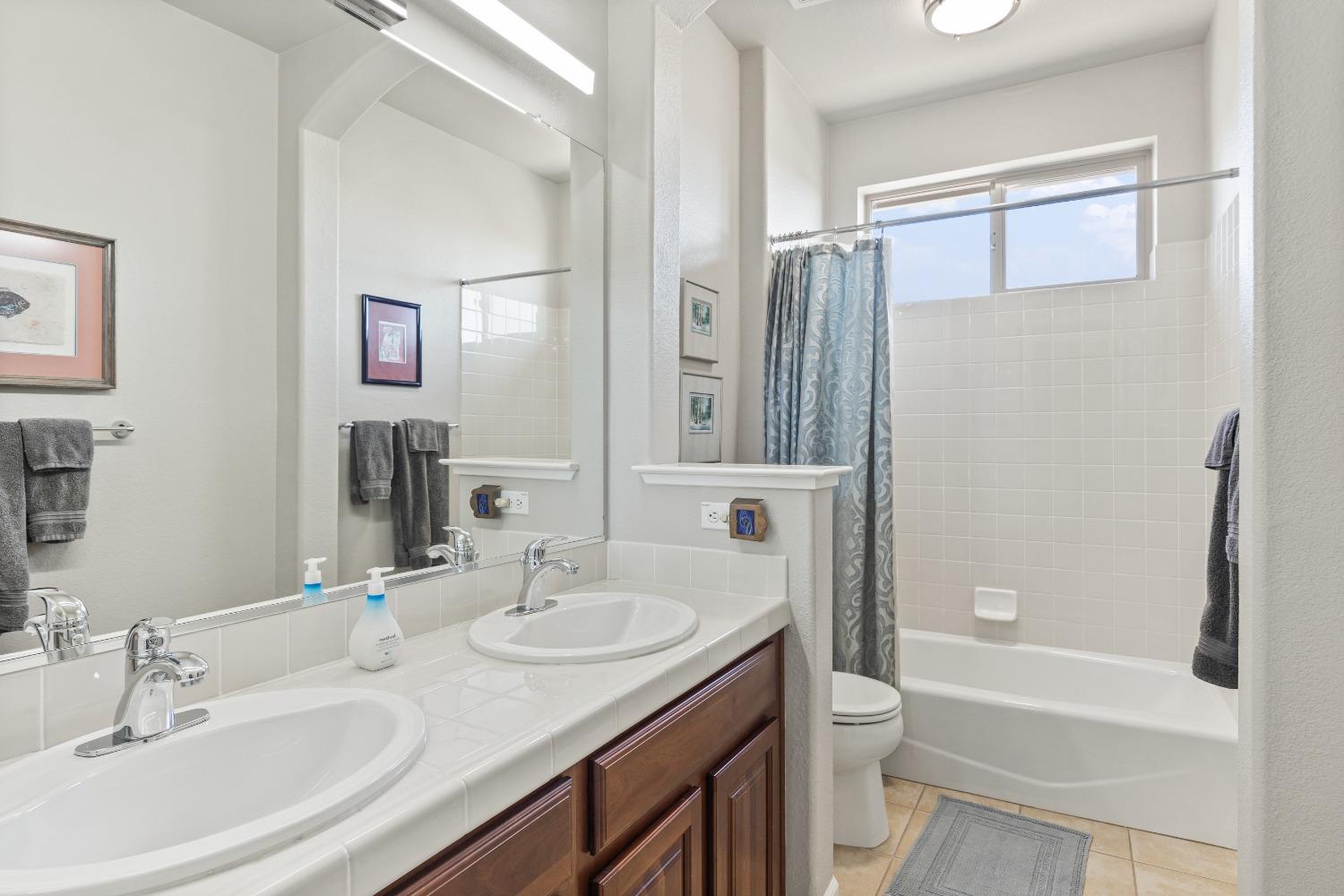 Detail Gallery Image 51 of 67 For 18190 Mallard St, Woodland,  CA 95695 - 5 Beds | 3 Baths