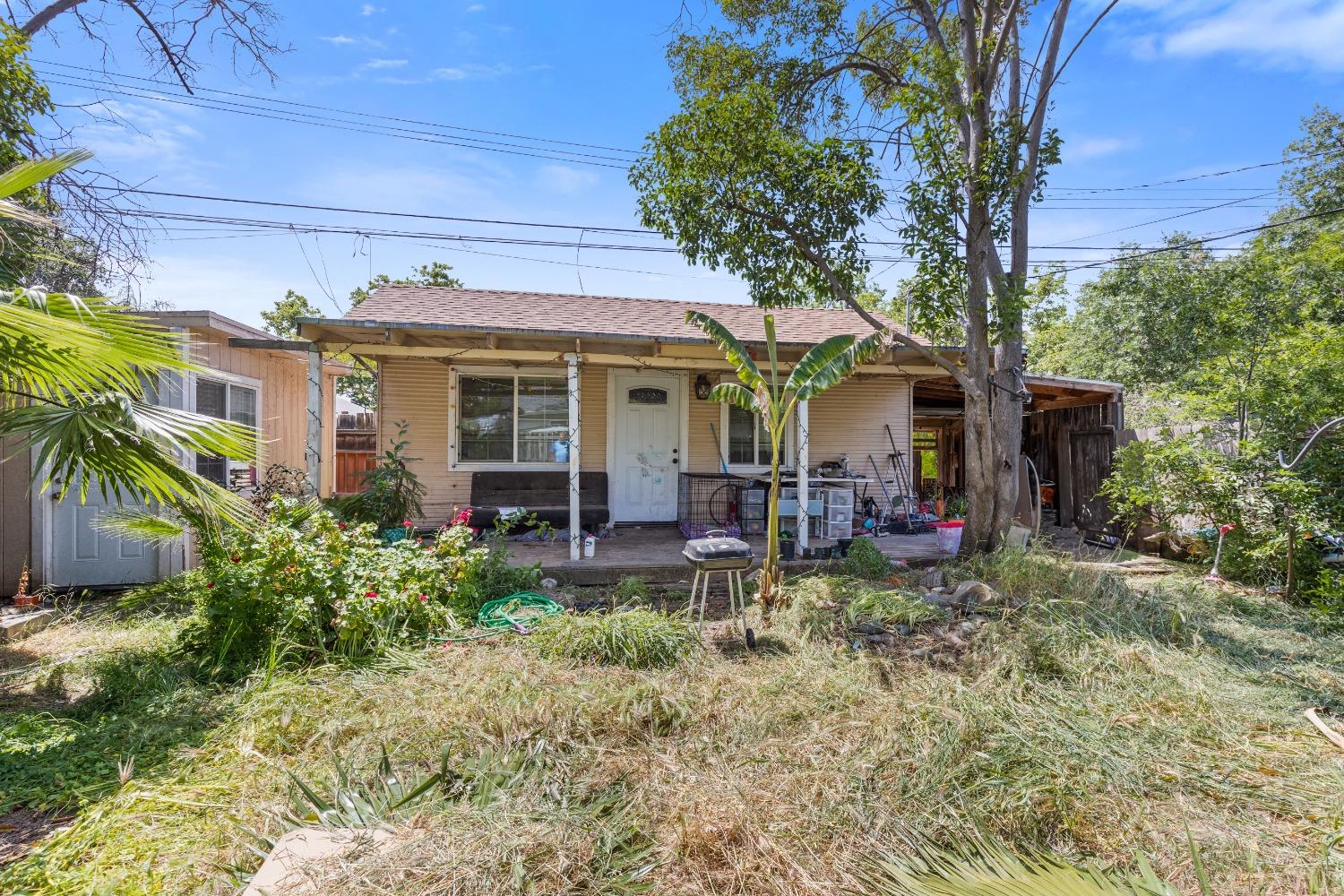 Detail Gallery Image 20 of 26 For 610 El Camino Ave, Sacramento,  CA 95815 - 5 Beds | 3 Baths
