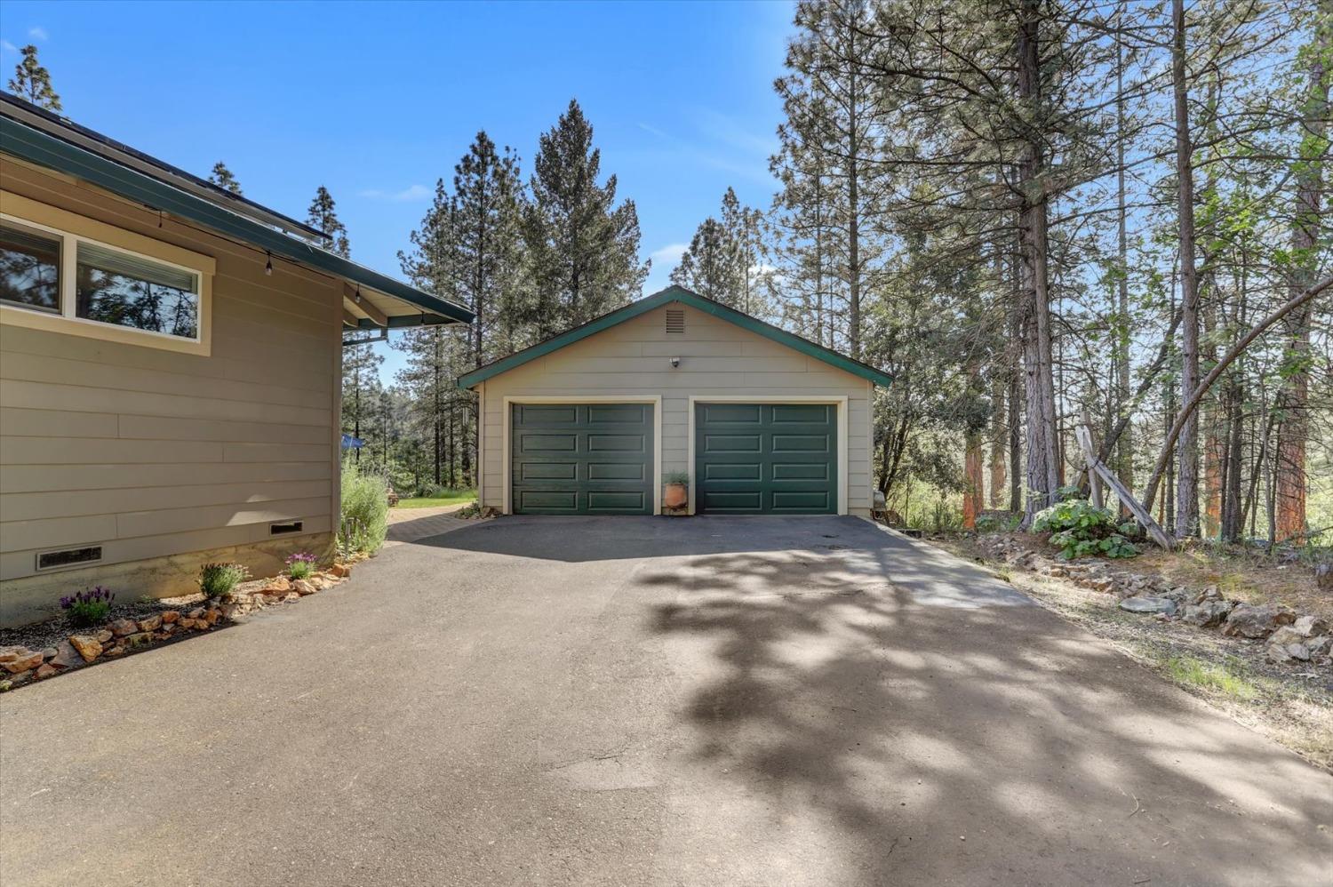 Detail Gallery Image 49 of 61 For 1075 Pine Vista Ln, Meadow Vista,  CA 95722 - 3 Beds | 2 Baths