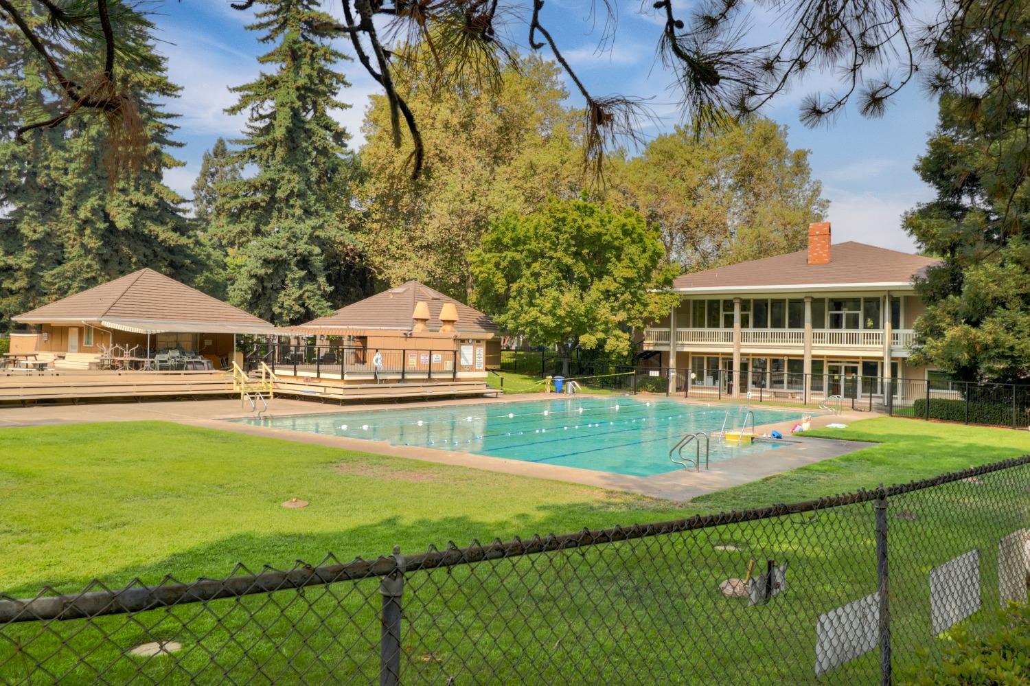 Detail Gallery Image 44 of 45 For 244 Hartnell Pl, Sacramento,  CA 95825 - 2 Beds | 2/1 Baths