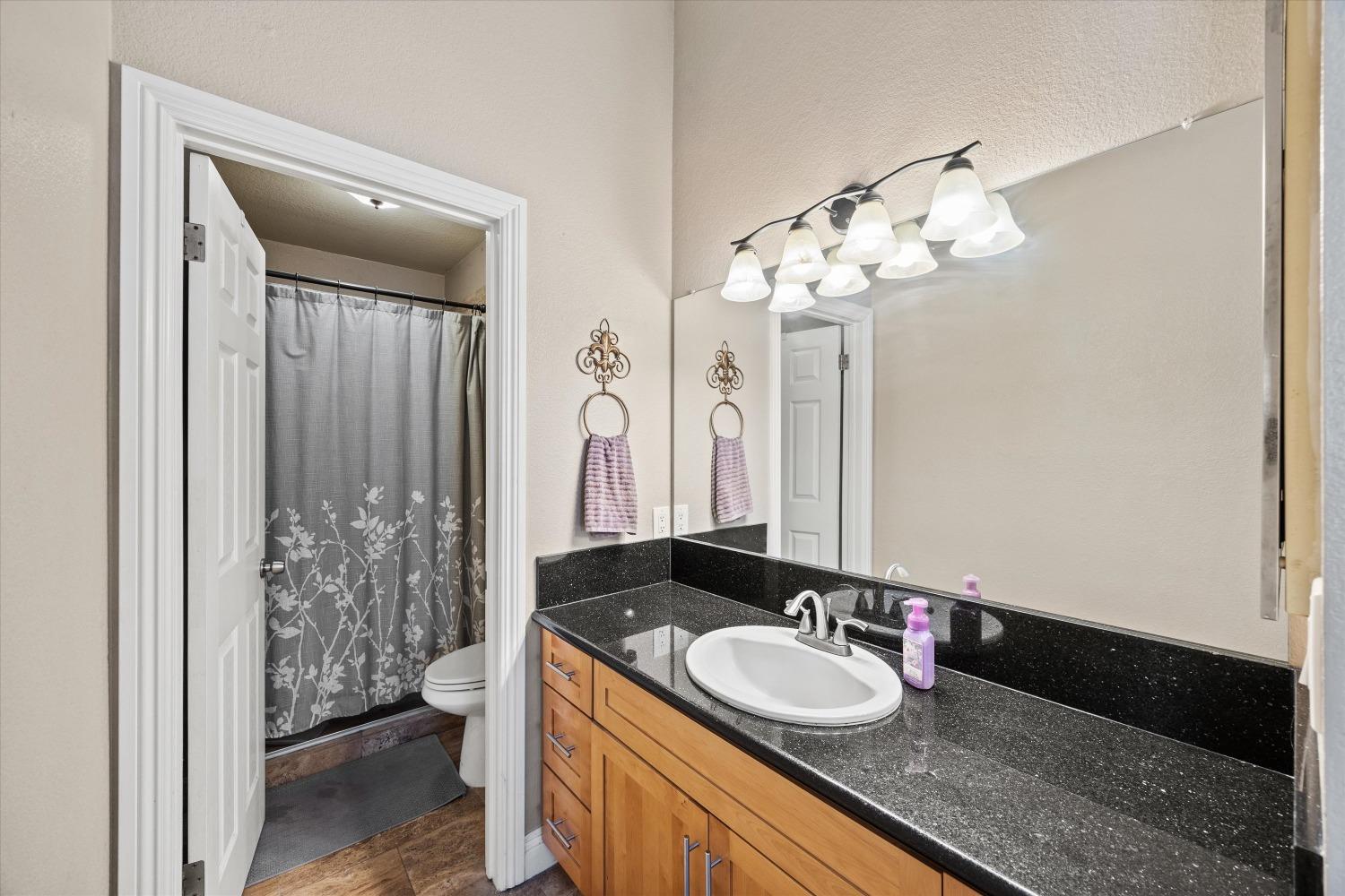 Loch Haven Way, Sacramento, California image 19
