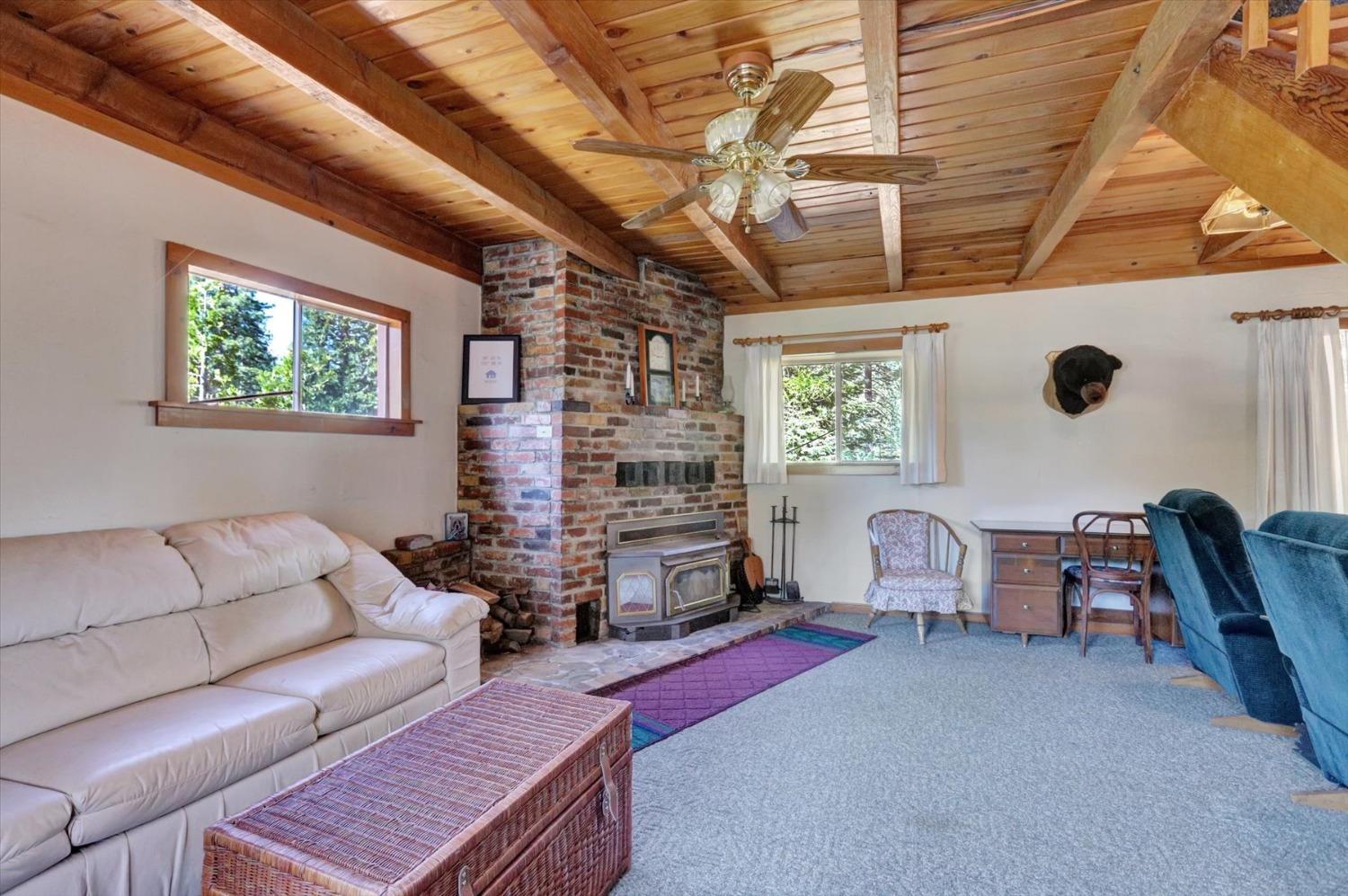 Detail Gallery Image 50 of 59 For 2051 Warren Hill Rd, Strawberry Valley,  CA 95981 - 1 Beds | 1 Baths
