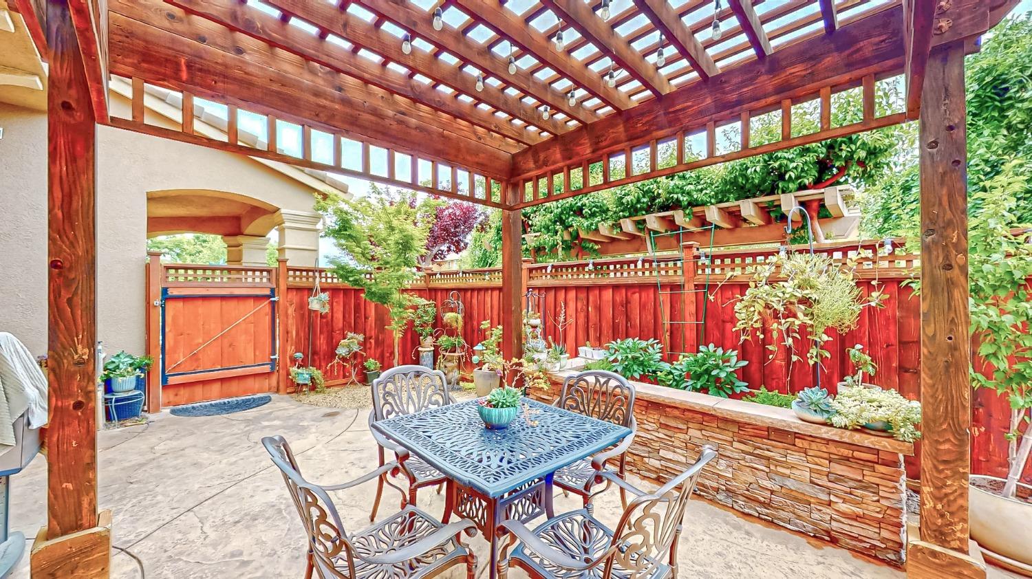 Detail Gallery Image 40 of 48 For 1281 Violet Way, Turlock,  CA 95382 - 3 Beds | 2/1 Baths