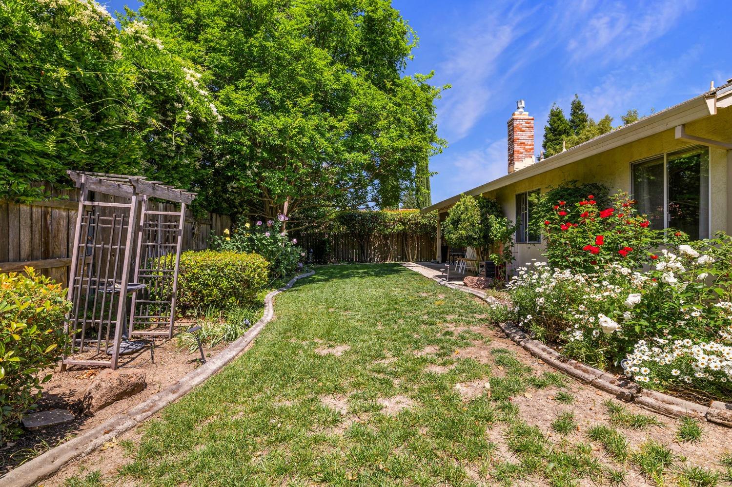 Detail Gallery Image 52 of 74 For 2460 Stabler Ln, Yuba City,  CA 95993 - 3 Beds | 2 Baths