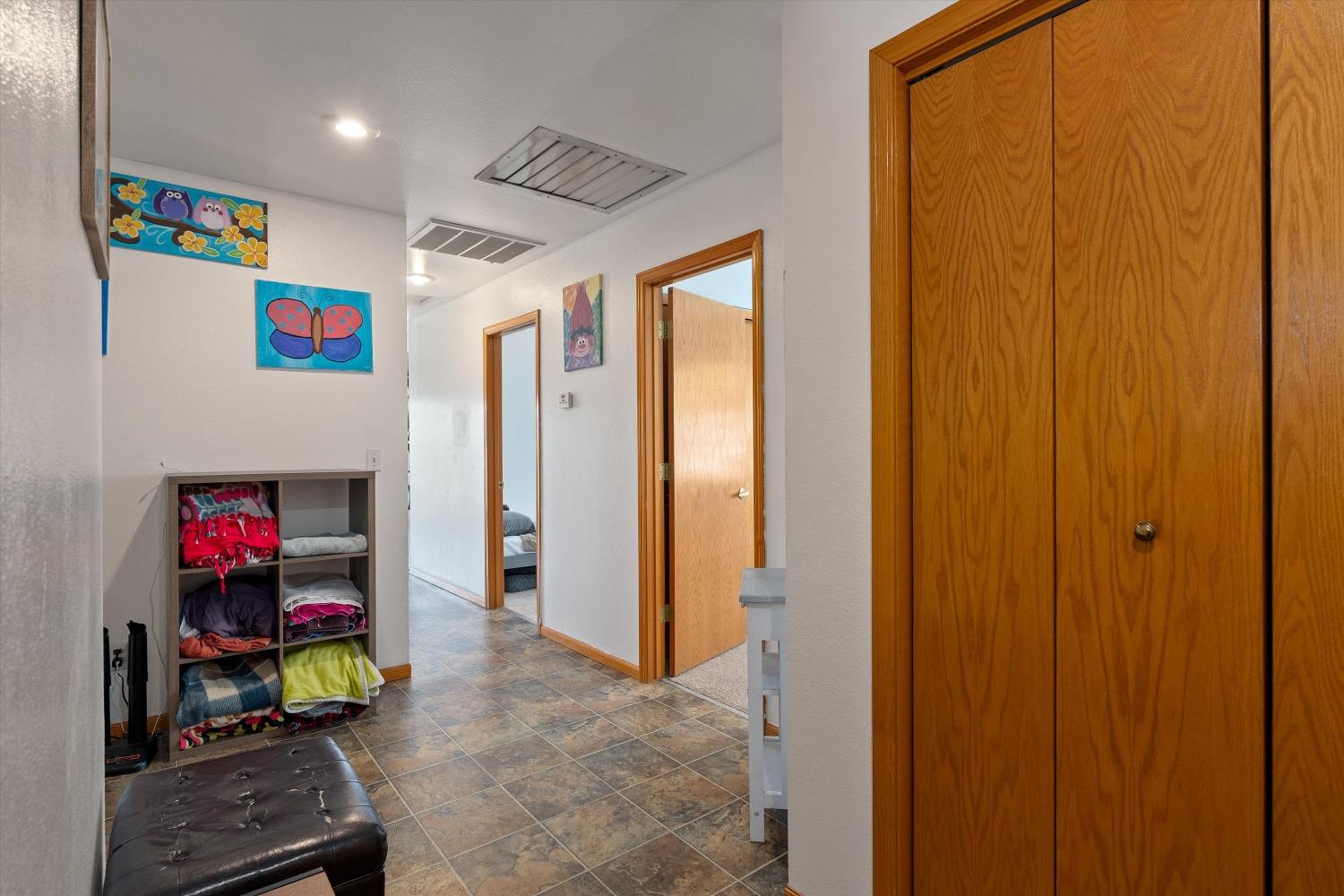 Detail Gallery Image 21 of 23 For 6020 Kanaka Ave, Oroville,  CA 95966 - 3 Beds | 2 Baths
