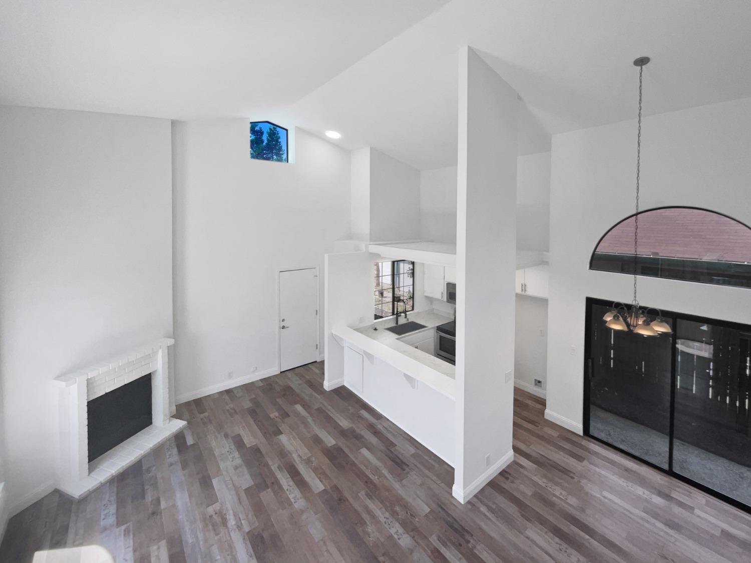 Detail Gallery Image 15 of 22 For 1465 E Hidalgo Cir #E,  Roseville,  CA 95747 - 3 Beds | 2 Baths