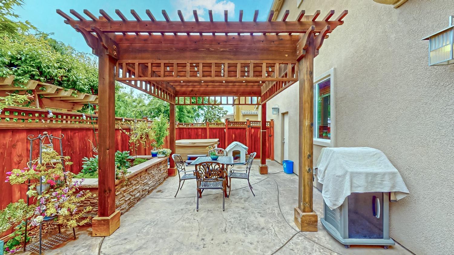 Detail Gallery Image 39 of 48 For 1281 Violet Way, Turlock,  CA 95382 - 3 Beds | 2/1 Baths