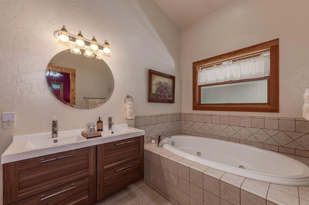 Oak Circle, Arnold, California image 15