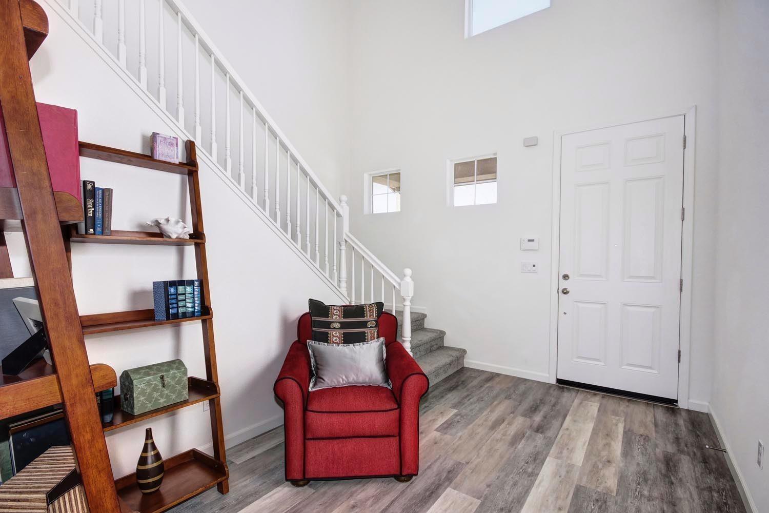 Detail Gallery Image 2 of 25 For 3520 Alberghini St, Sacramento,  CA 95838 - 3 Beds | 2/1 Baths