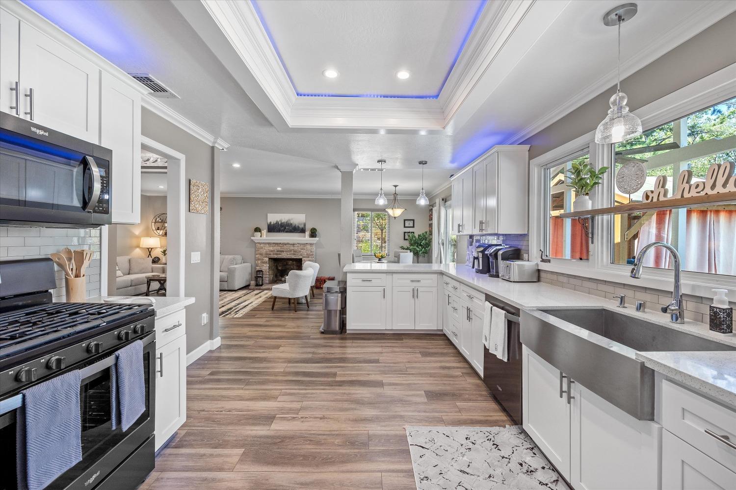 Detail Gallery Image 18 of 44 For 8175 Waikiki Dr, Fair Oaks,  CA 95628 - 4 Beds | 2 Baths