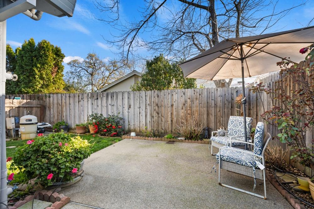 Detail Gallery Image 41 of 45 For 9524 Dunkerrin Way, Elk Grove,  CA 95758 - 3 Beds | 2 Baths