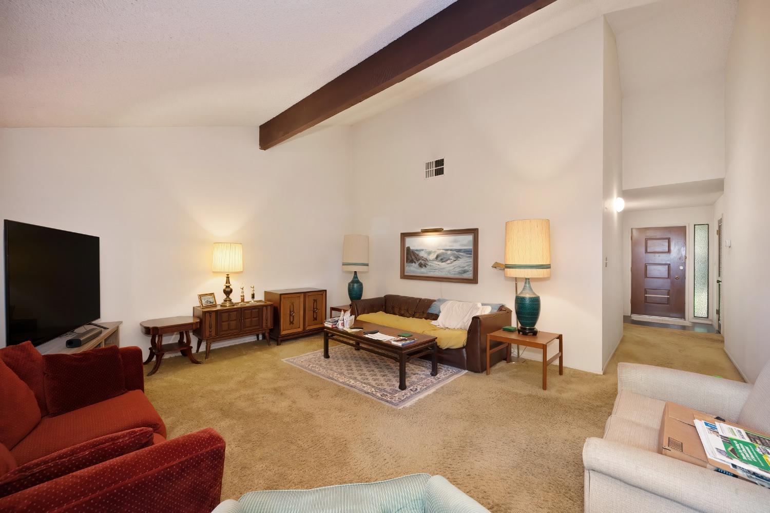 Detail Gallery Image 43 of 61 For 2473 American River Dr, Sacramento,  CA 95825 - – Beds | – Baths