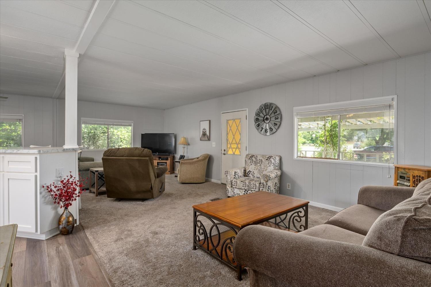 Detail Gallery Image 4 of 38 For 556 D St, Biggs,  CA 95917 - 3 Beds | 2 Baths