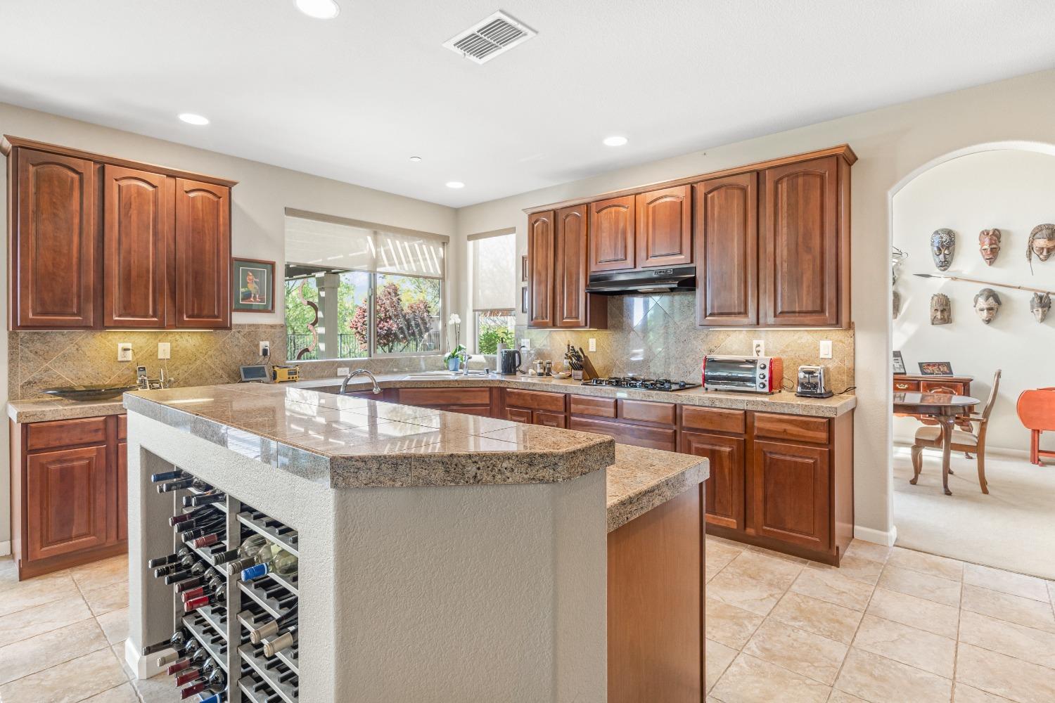 Detail Gallery Image 32 of 67 For 18190 Mallard St, Woodland,  CA 95695 - 5 Beds | 3 Baths