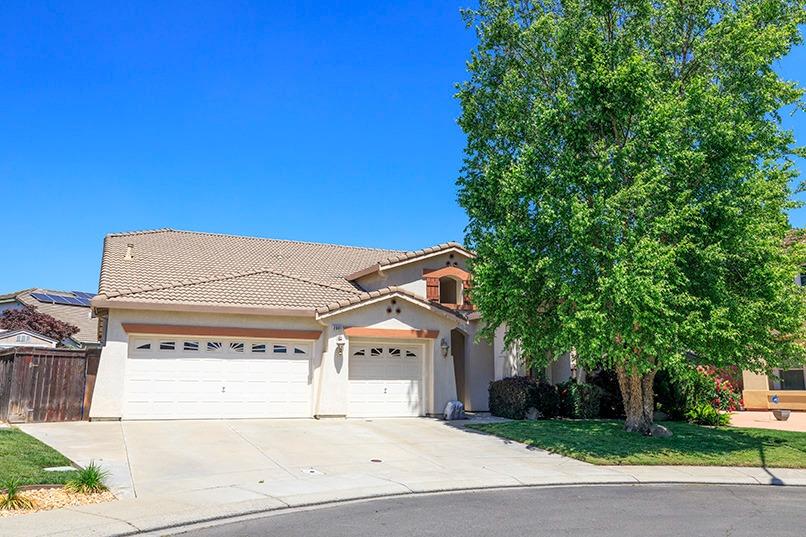 Detail Gallery Image 20 of 77 For 2001 Dayton Ave, Modesto,  CA 95356 - 3 Beds | 3 Baths
