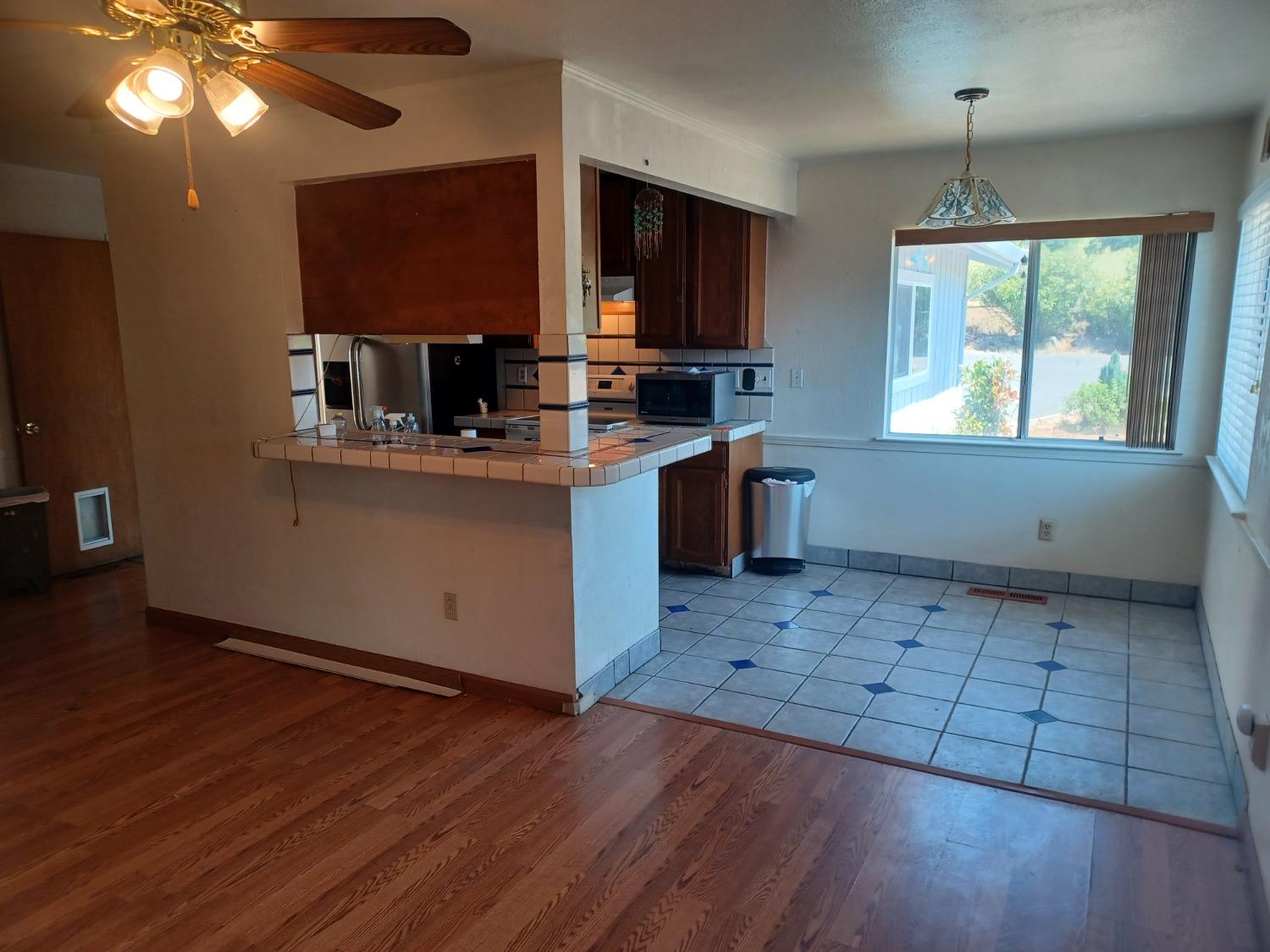 Detail Gallery Image 8 of 34 For 97 Poker Flat Rd, Copperopolis,  CA 95228 - 3 Beds | 2 Baths