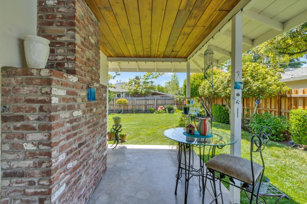 Thor Way, Carmichael, California image 32
