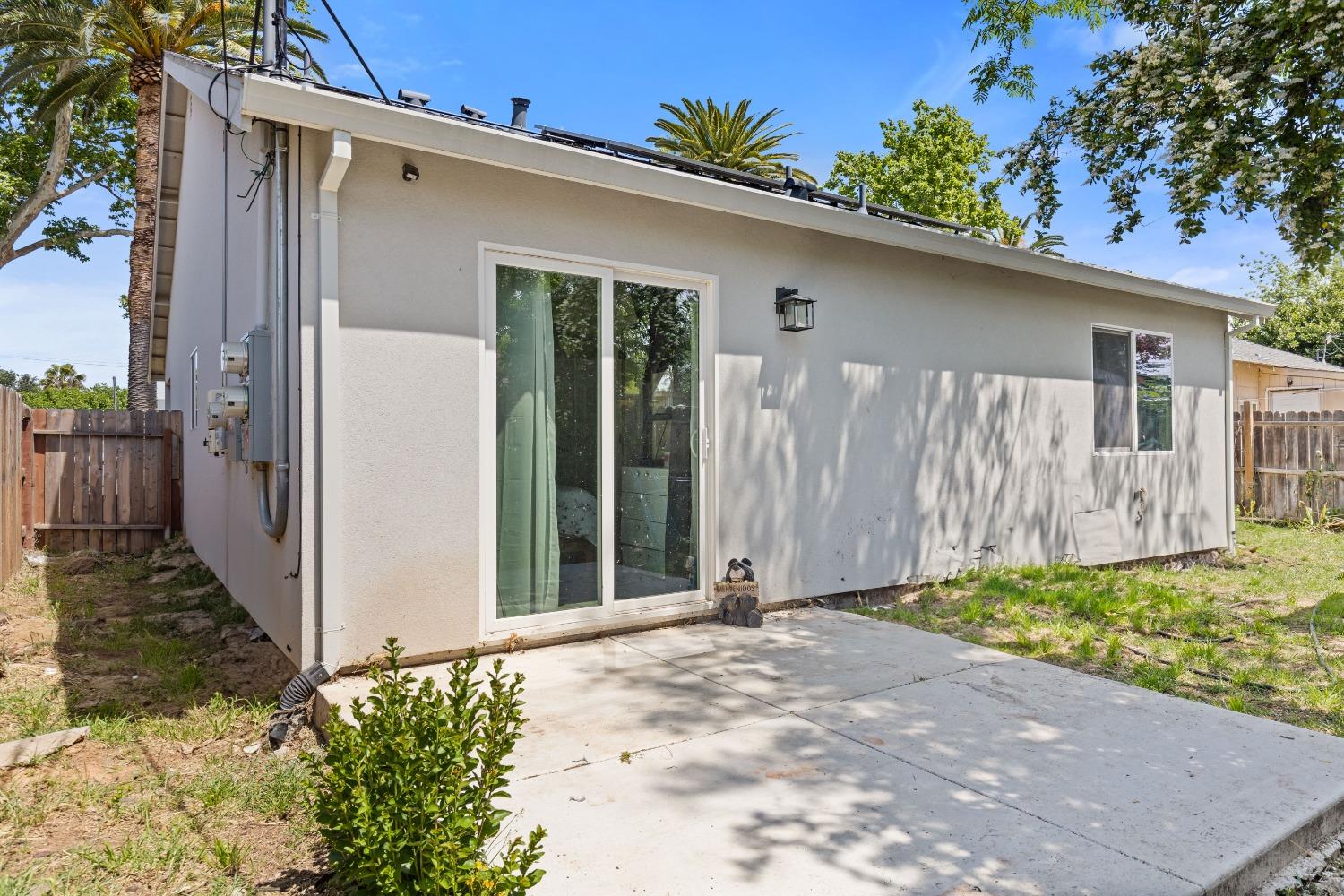 Detail Gallery Image 18 of 26 For 610 El Camino Ave, Sacramento,  CA 95815 - 5 Beds | 3 Baths