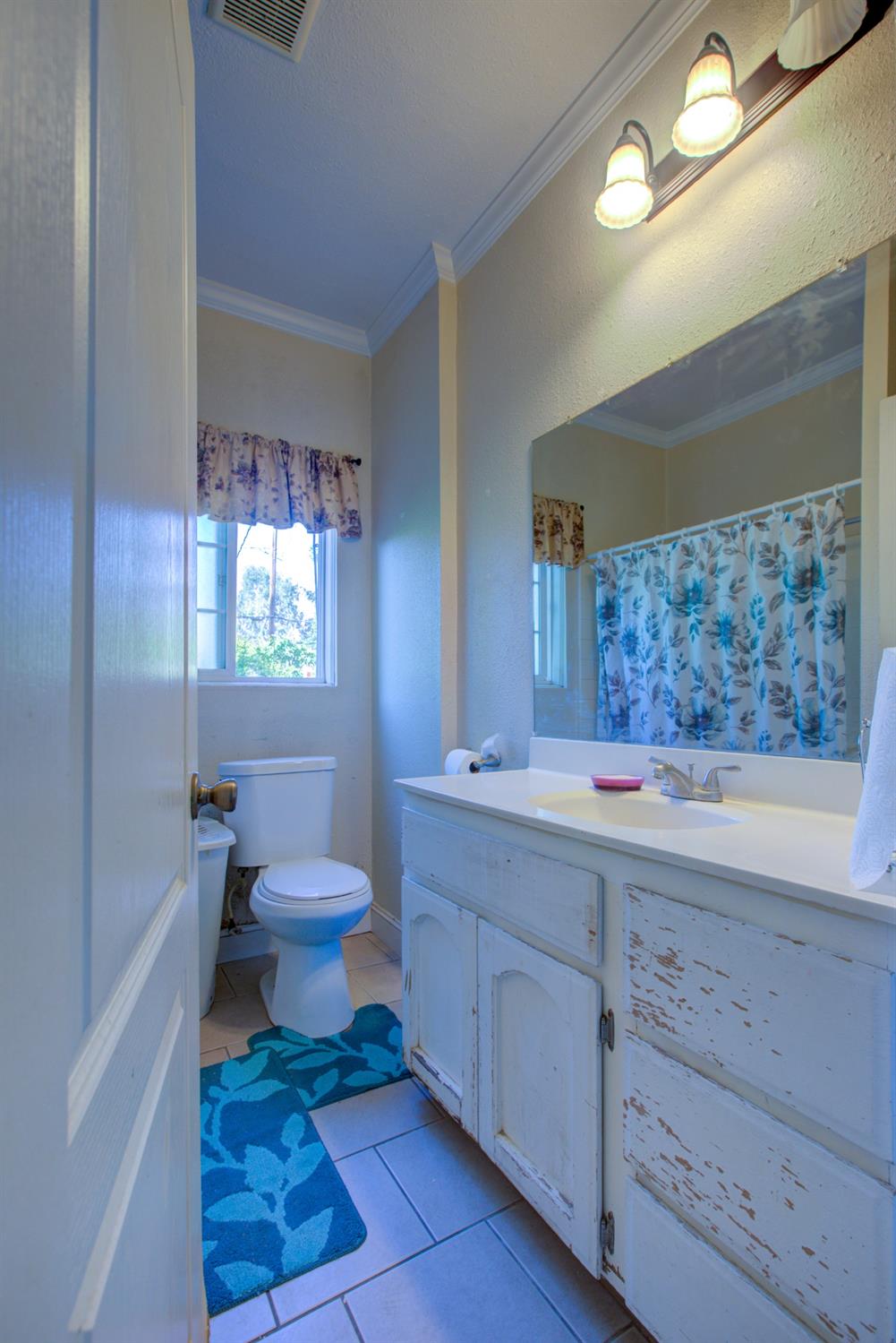 Detail Gallery Image 20 of 24 For 221 W 23rd St, Merced,  CA 95340 - 3 Beds | 1 Baths