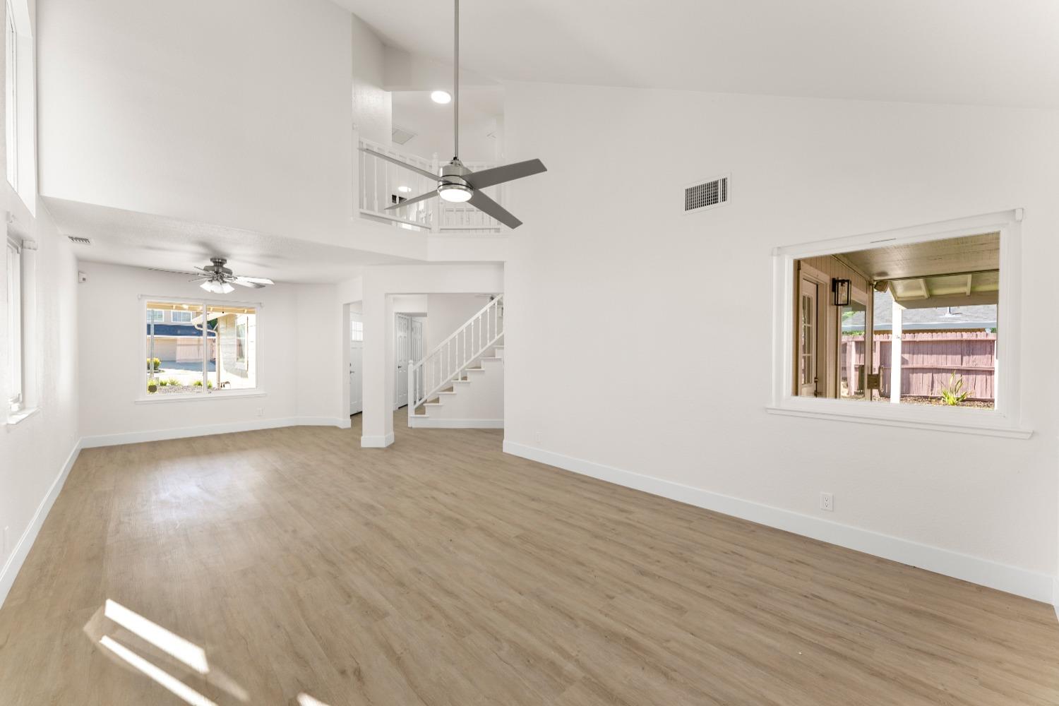 Detail Gallery Image 15 of 65 For 8340 Cypress Lake Ct, Antelope,  CA 95843 - 4 Beds | 2/1 Baths