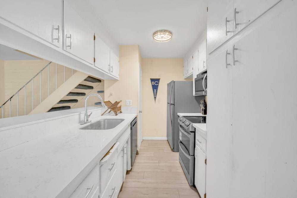 Photo #10: 225057433 Listing: Photo #10