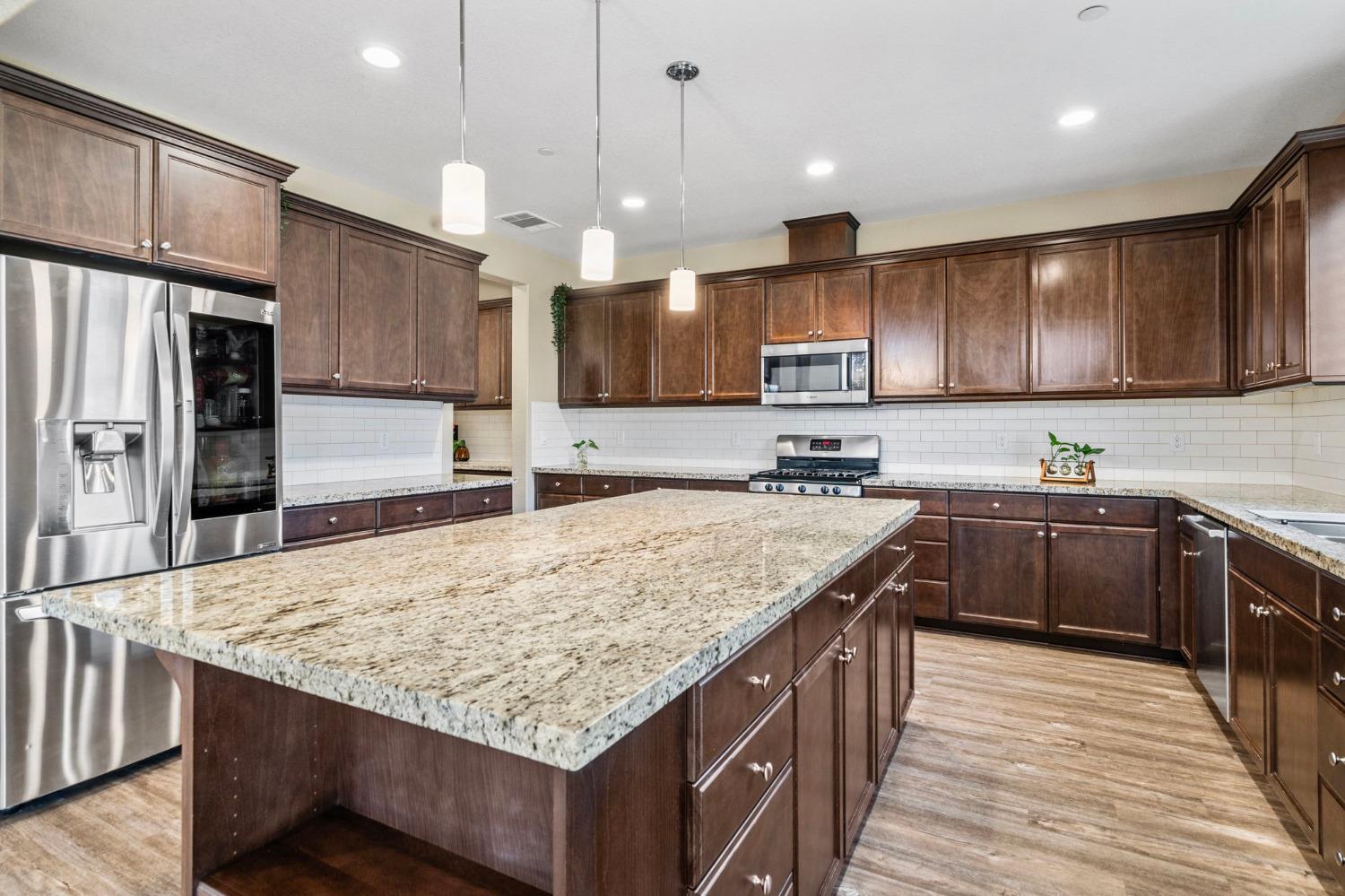 Rapallo Way, Manteca, California image 16
