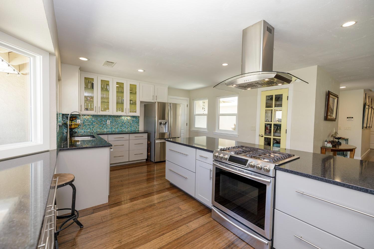 Detail Gallery Image 23 of 62 For 14950 Manzanita Way, Lockeford,  CA 95237 - 4 Beds | 2 Baths
