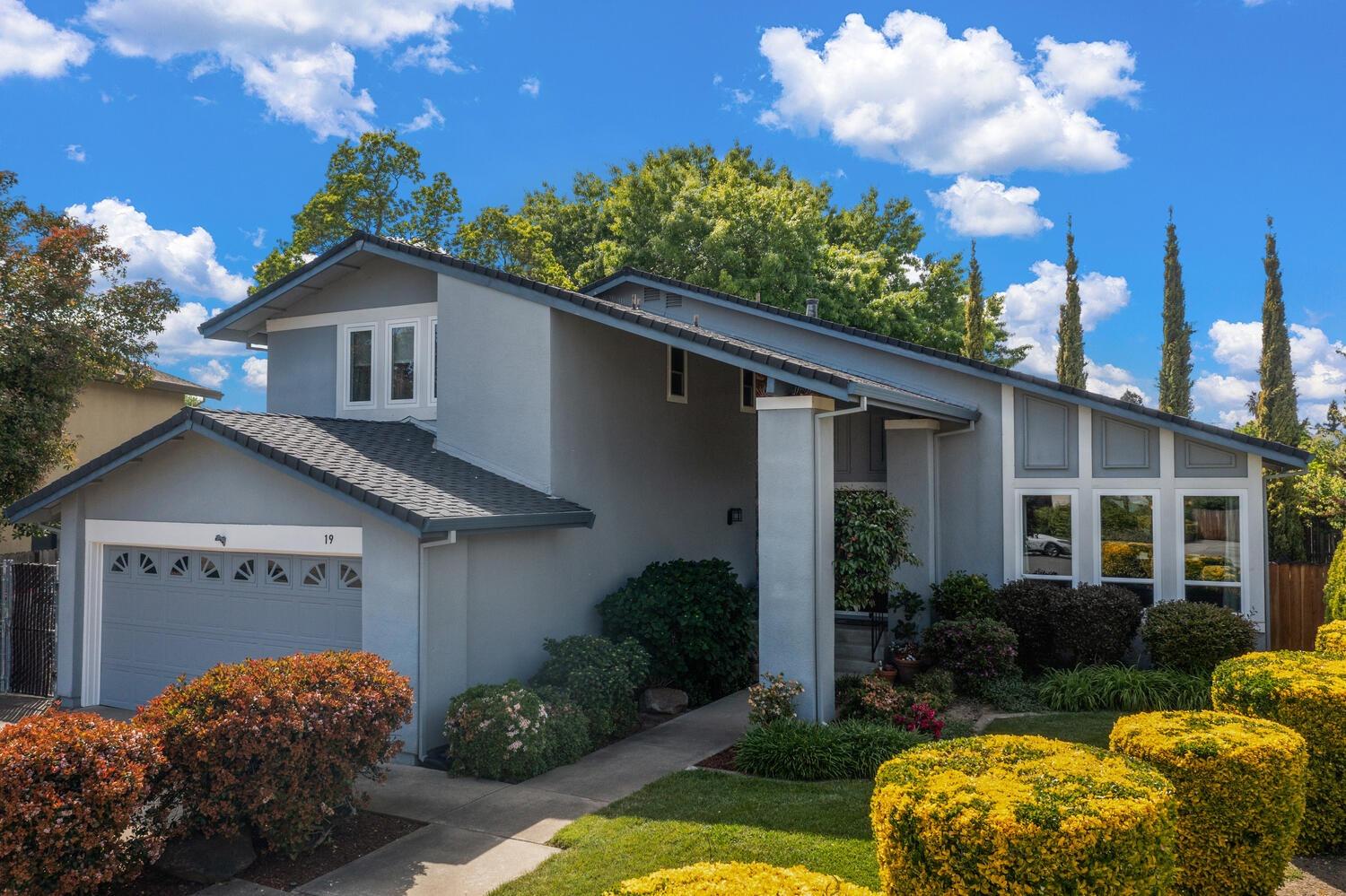 Detail Gallery Image 50 of 56 For 19 Green Mist Ct, Sacramento,  CA 95831 - 4 Beds | 3 Baths