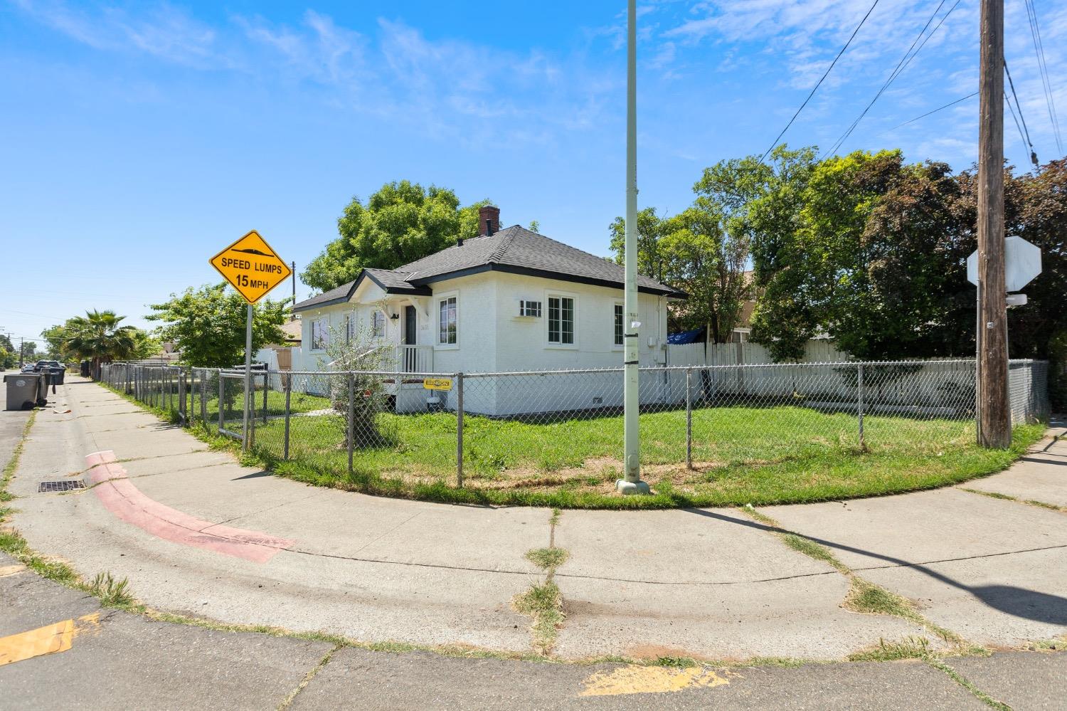 Taylor Street, Sacramento, California image 2