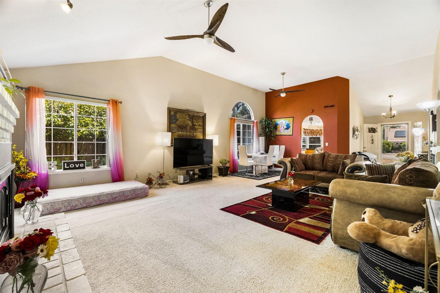 Detail Gallery Image 16 of 74 For 2460 Stabler Ln, Yuba City,  CA 95993 - 3 Beds | 2 Baths