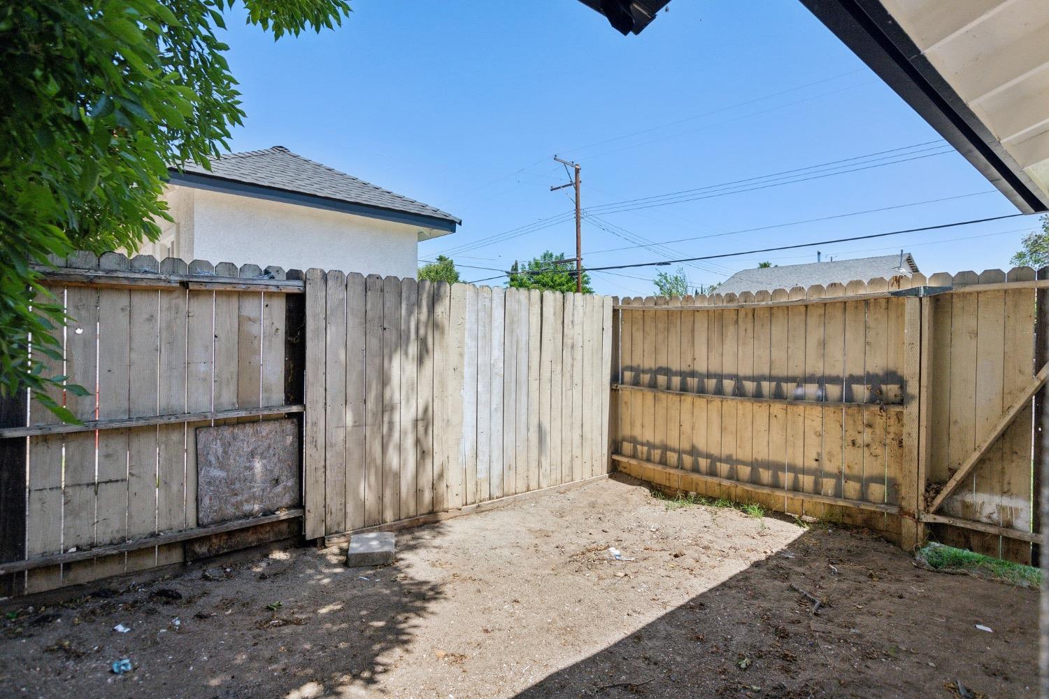 Taylor Street, Sacramento, California image 19