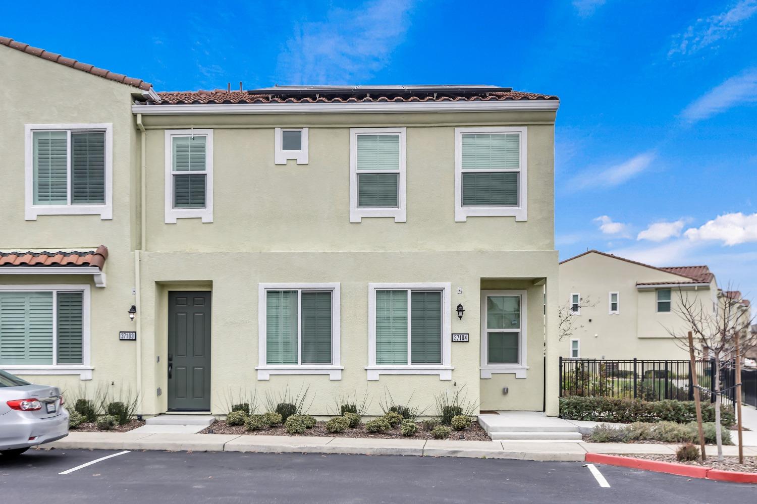 Photo #9: 225057754 Listing: Photo #9