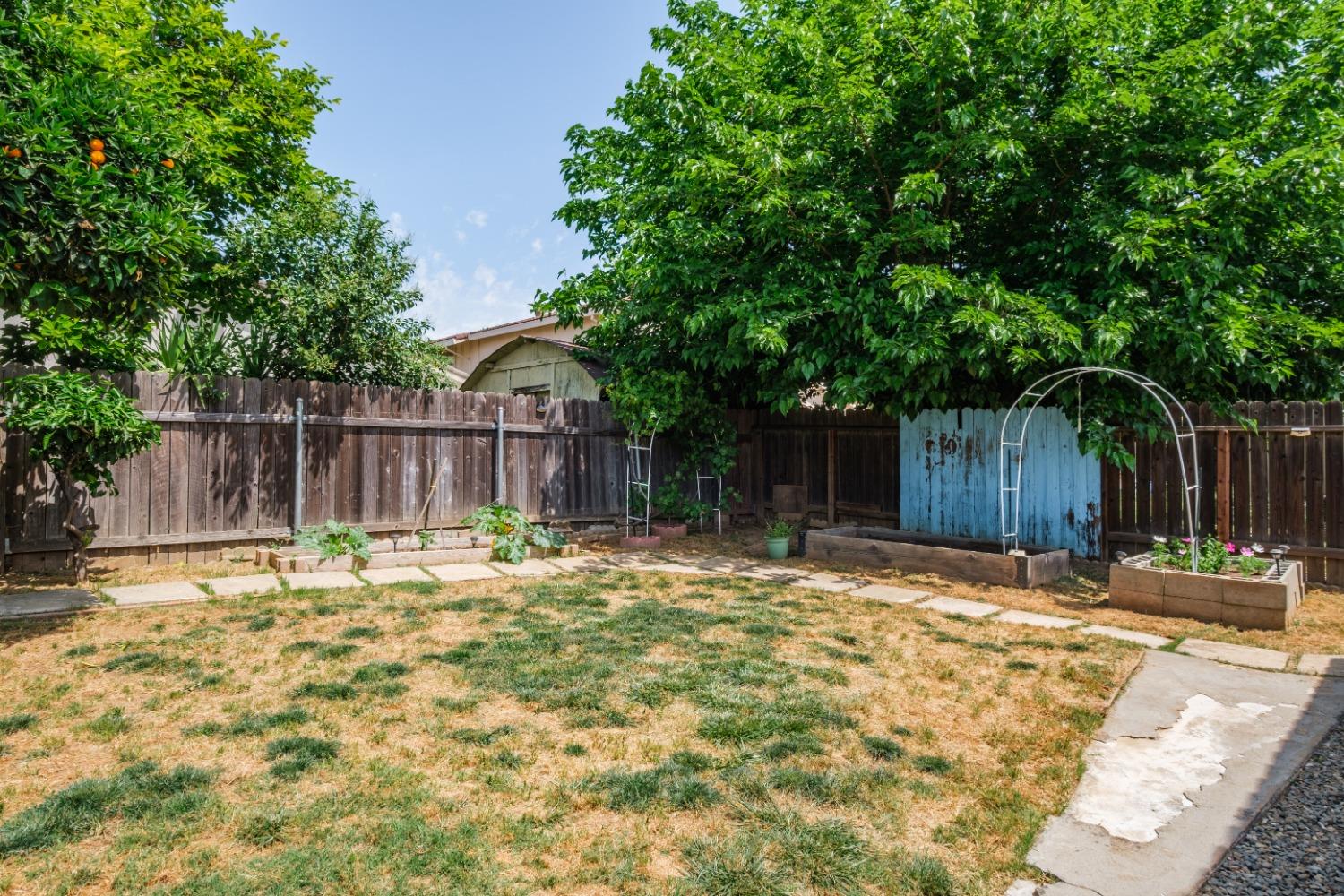 Detail Gallery Image 32 of 35 For 3121 Huntsman Dr, Sacramento,  CA 95826 - 3 Beds | 2 Baths