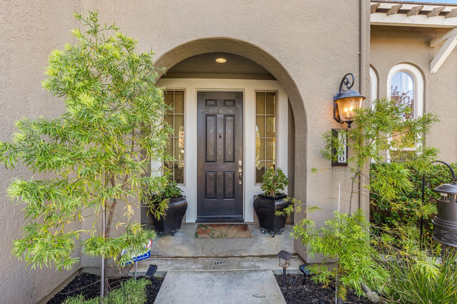 Detail Gallery Image 6 of 67 For 18190 Mallard St, Woodland,  CA 95695 - 5 Beds | 3 Baths