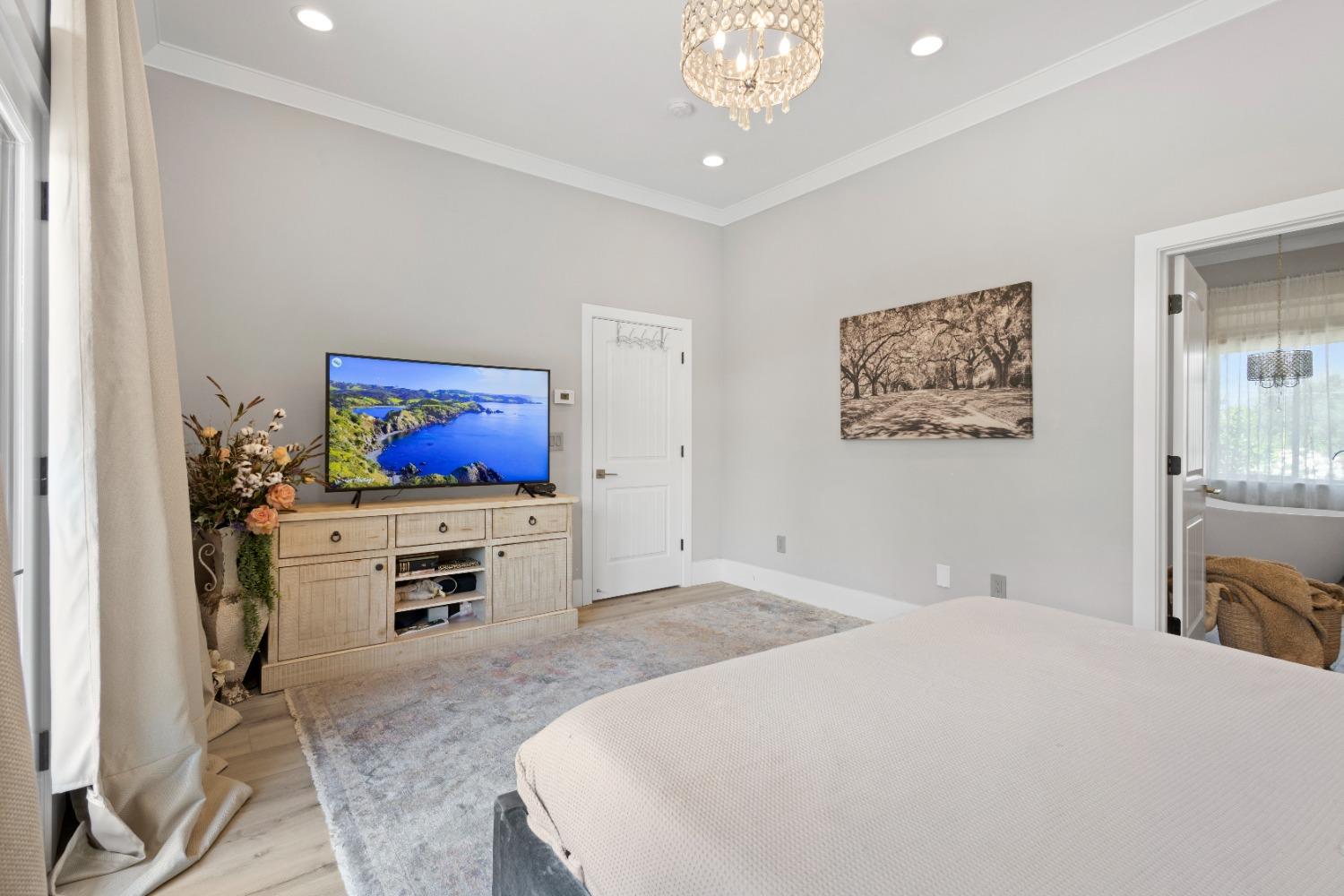 Detail Gallery Image 26 of 84 For 7964 Twin Oaks Ave, Citrus Heights,  CA 95610 - 3 Beds | 2/1 Baths