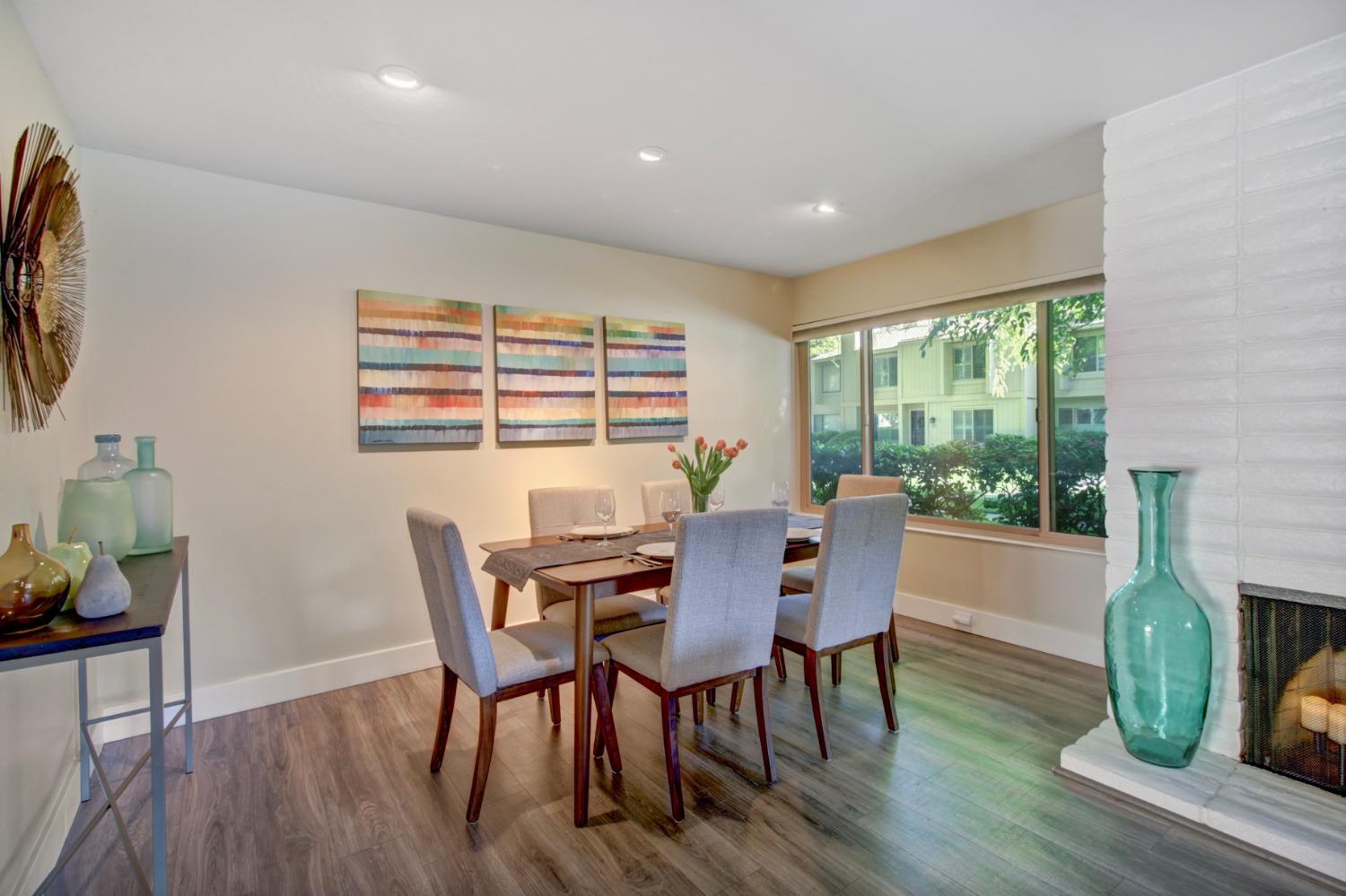 Detail Gallery Image 5 of 45 For 244 Hartnell Pl, Sacramento,  CA 95825 - 2 Beds | 2/1 Baths