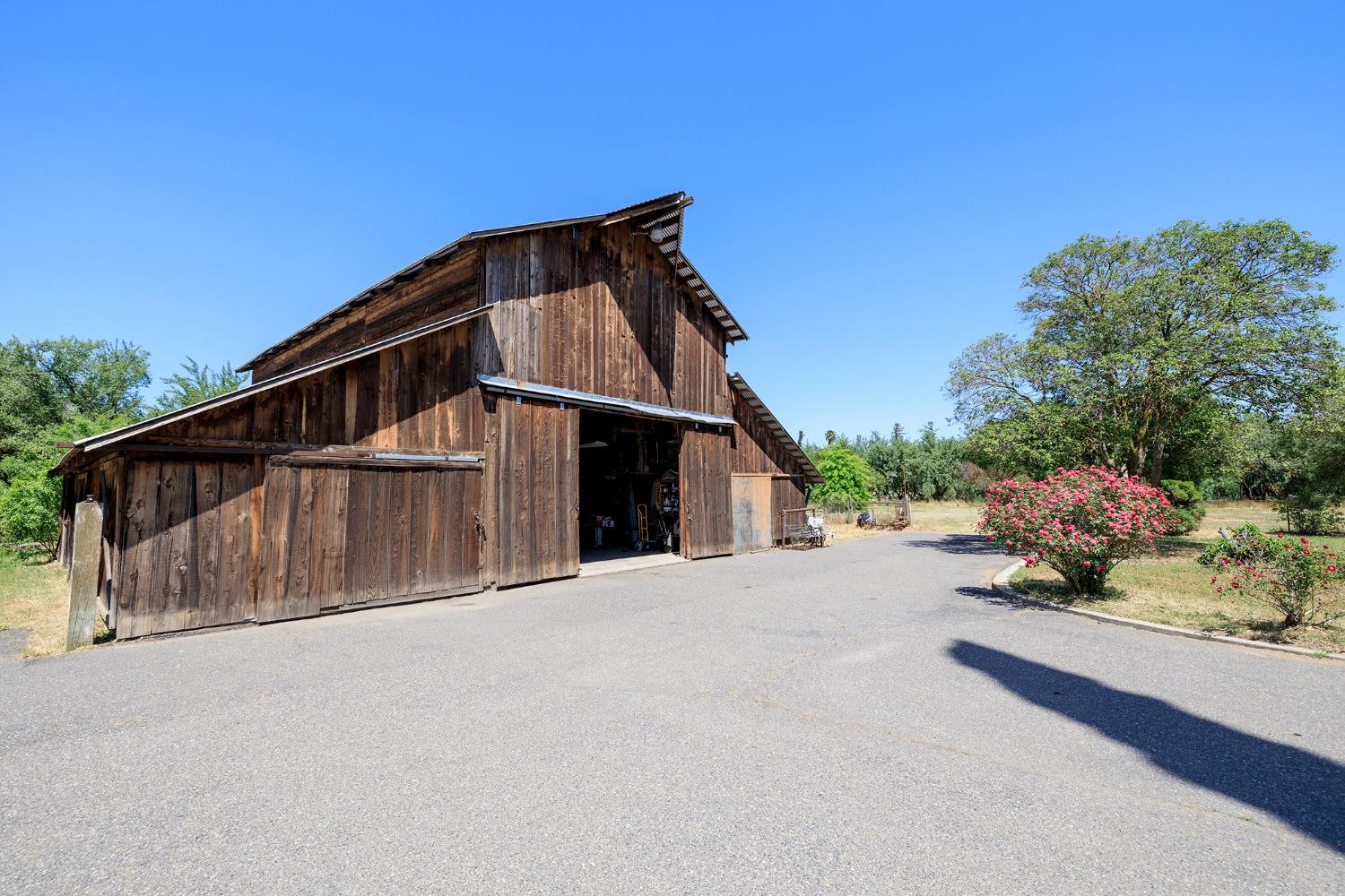 Detail Gallery Image 51 of 55 For 10600 Pioneer Ave, Oakdale,  CA 95361 - 5 Beds | 2 Baths