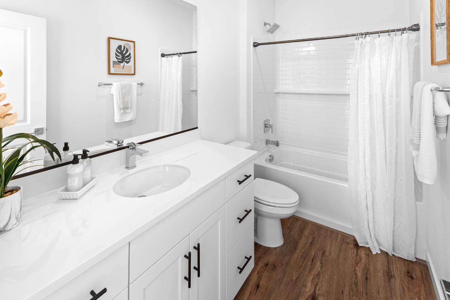 Jacinto Avenue, Sacramento, California image 30