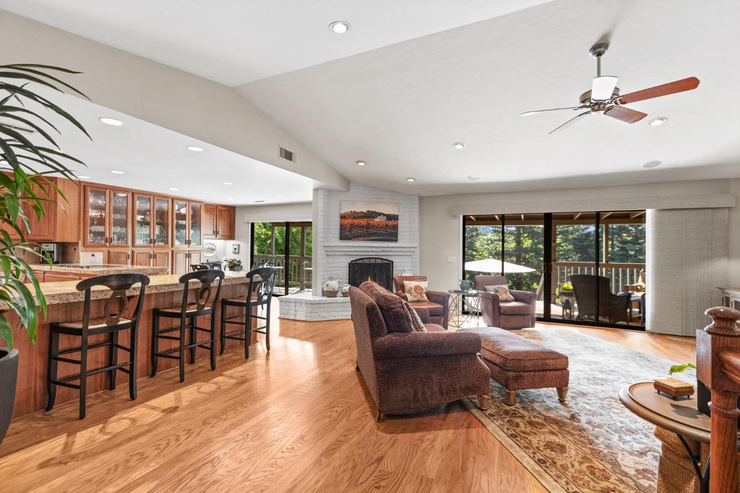 Detail Gallery Image 18 of 99 For 4010 Pretense Ct, Fair Oaks,  CA 95628 - 3 Beds | 3/1 Baths