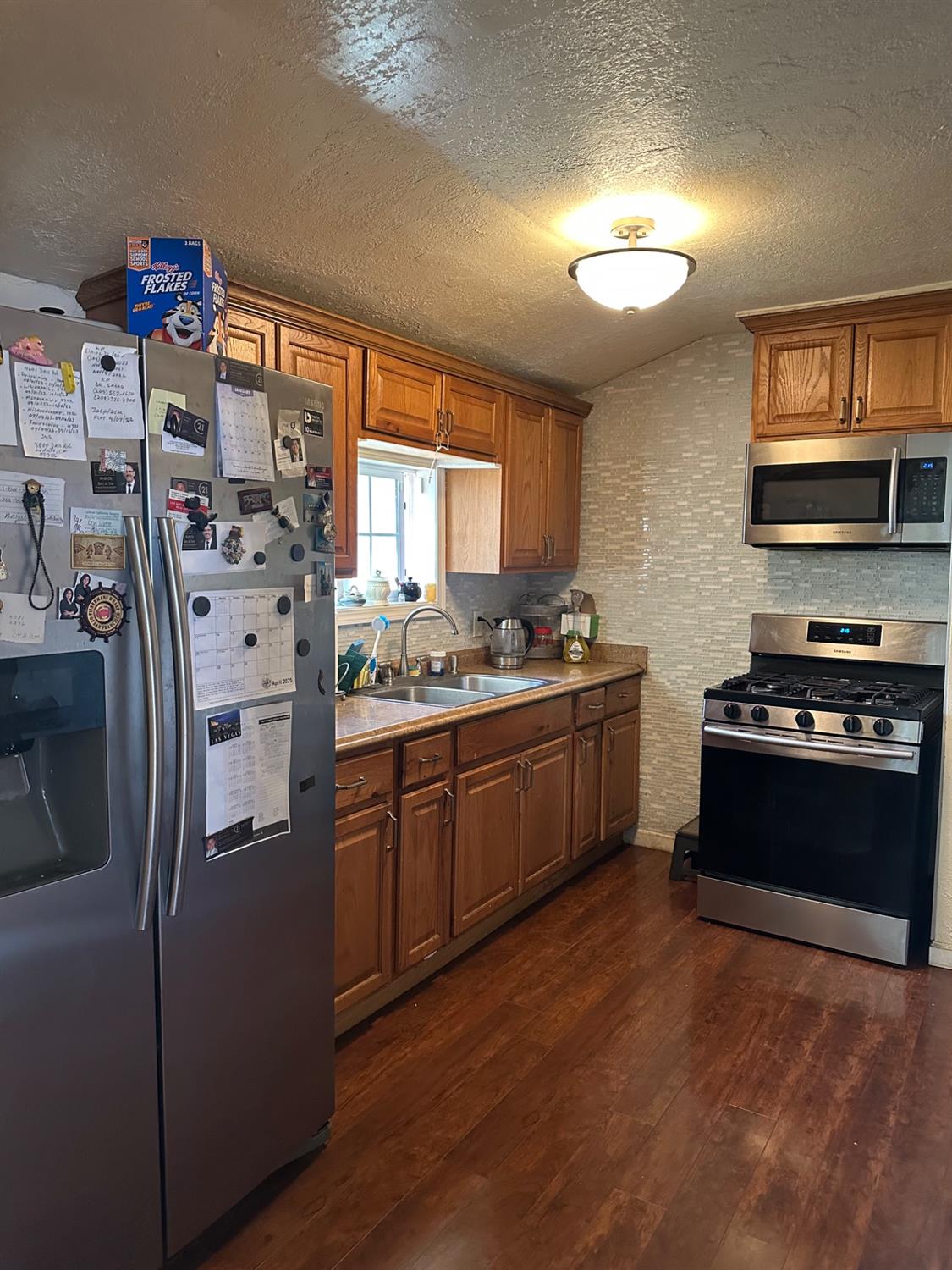 Detail Gallery Image 12 of 26 For 1717 Midway Ave, Modesto,  CA 95358 - 2 Beds | 2 Baths