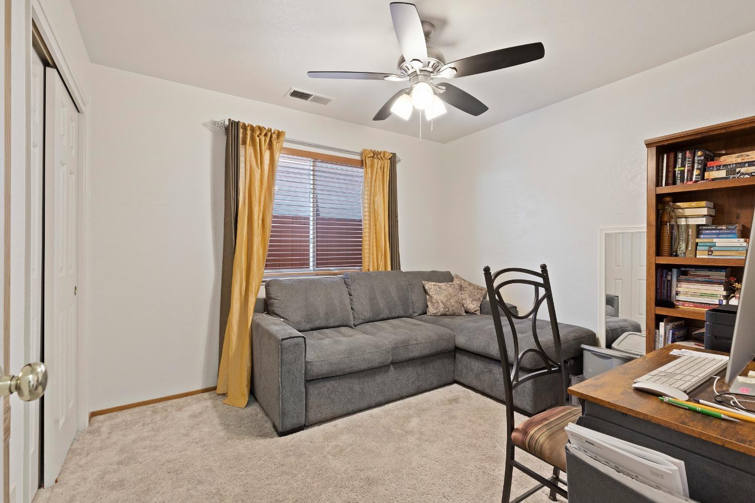 Detail Gallery Image 15 of 34 For 1616 Bergen Dr, Modesto,  CA 95350 - 3 Beds | 2 Baths