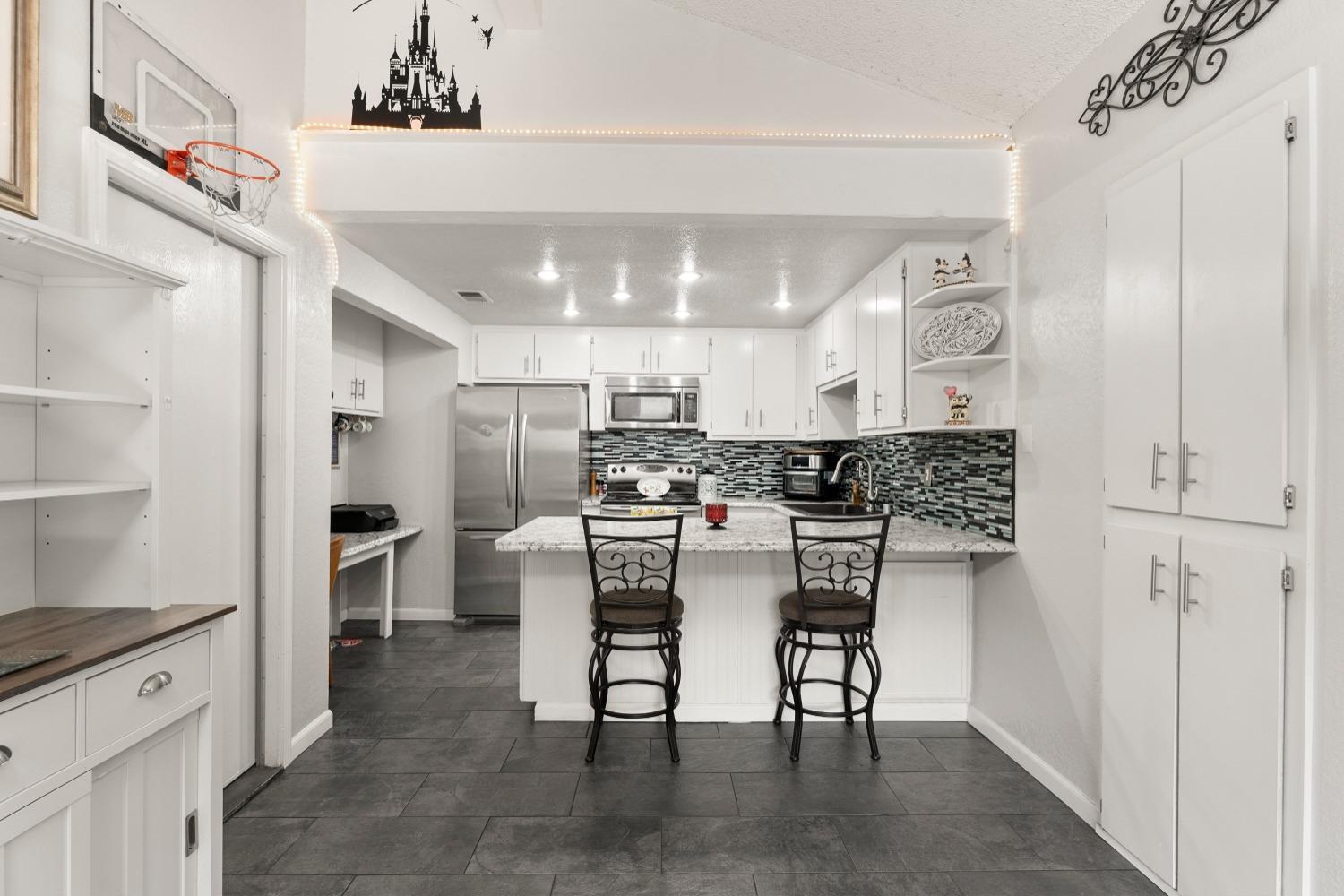 property-img